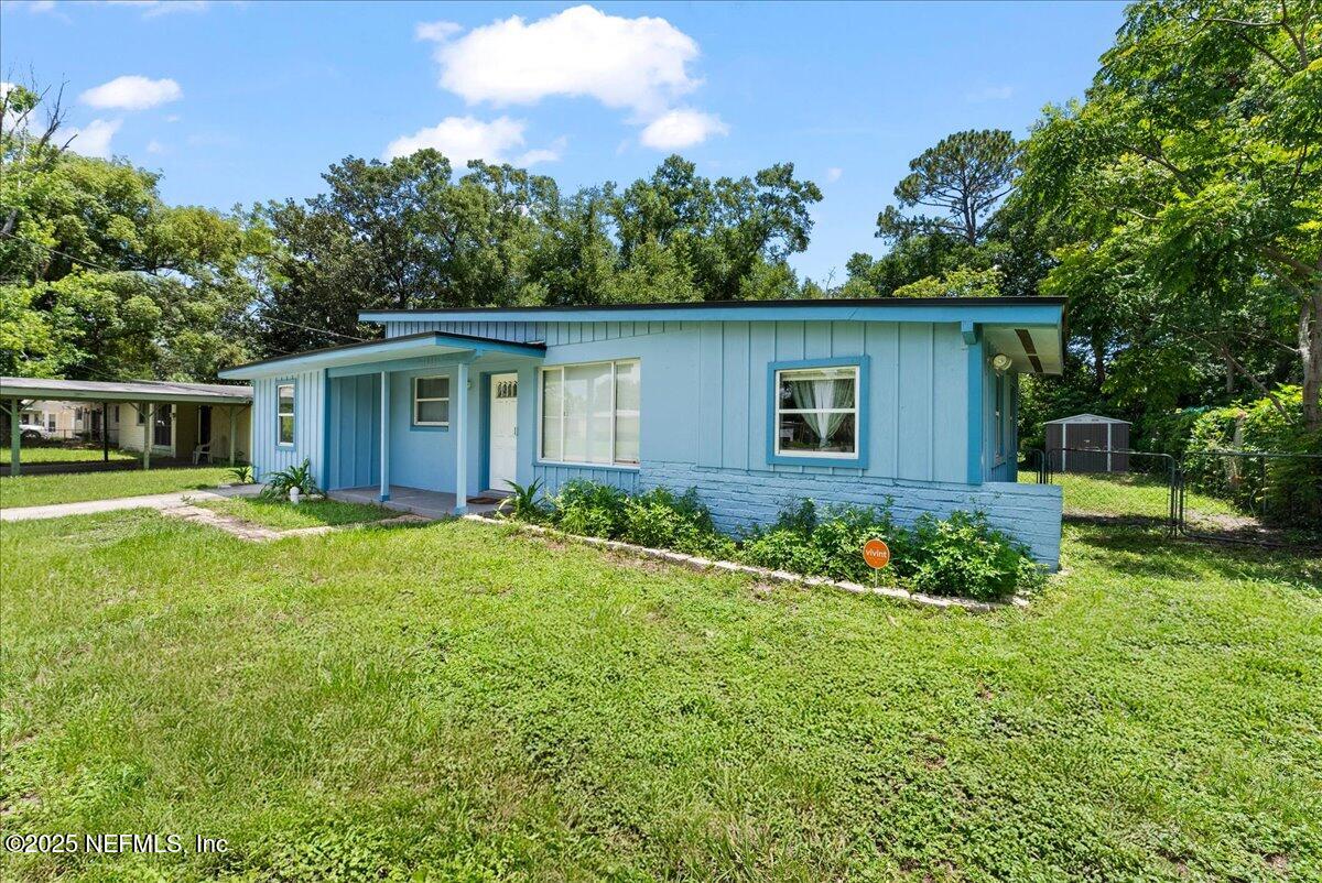 1629 LOUVRE Drive