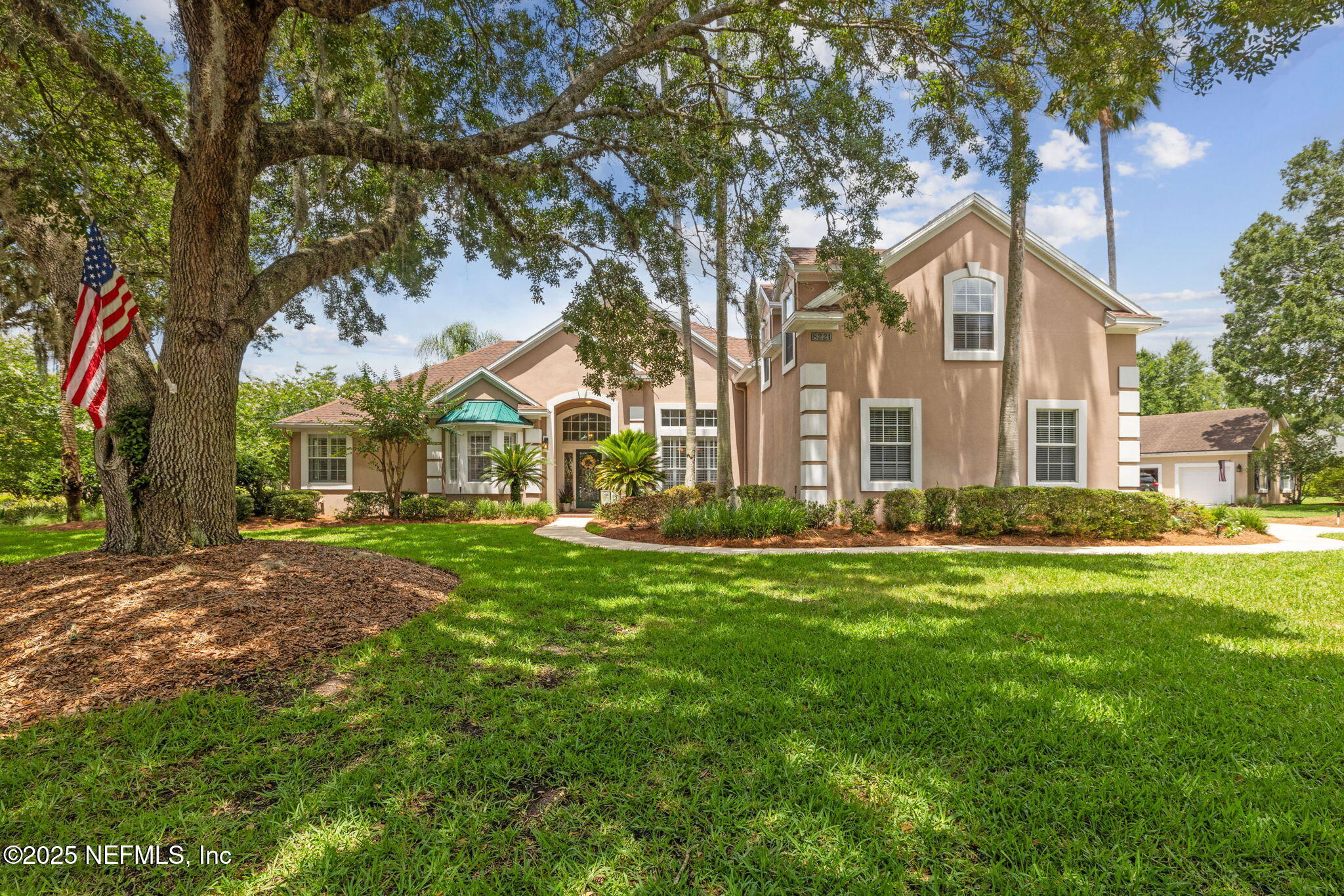 8221 BAY TREE Lane