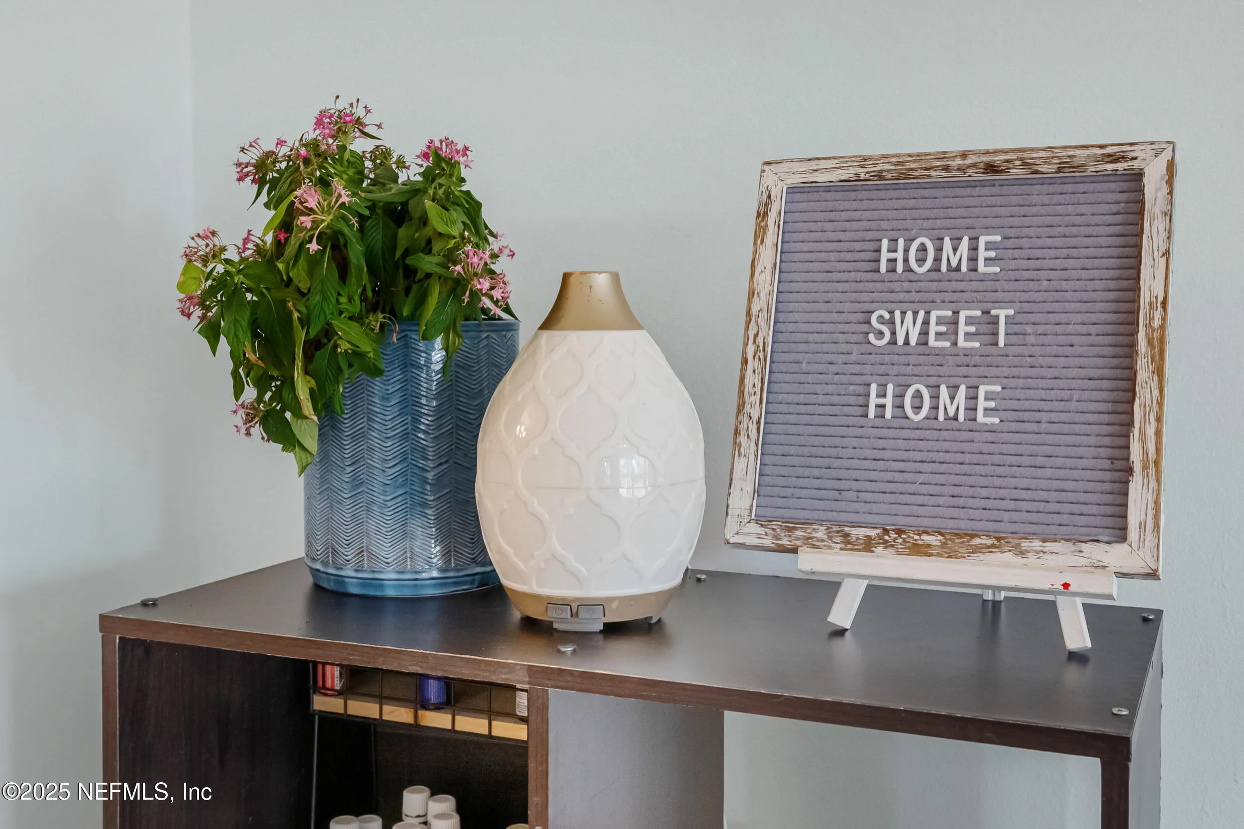 Jacksonville, Florida 32277, United States, 3 Bedrooms Bedrooms, ,2 BathroomsBathrooms,Residential,Pending,81468