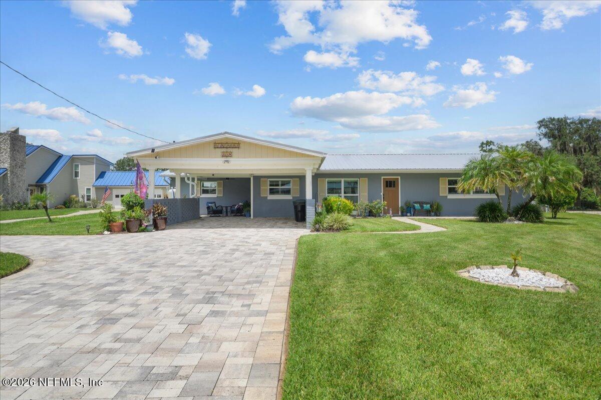 209 RIVER Drive