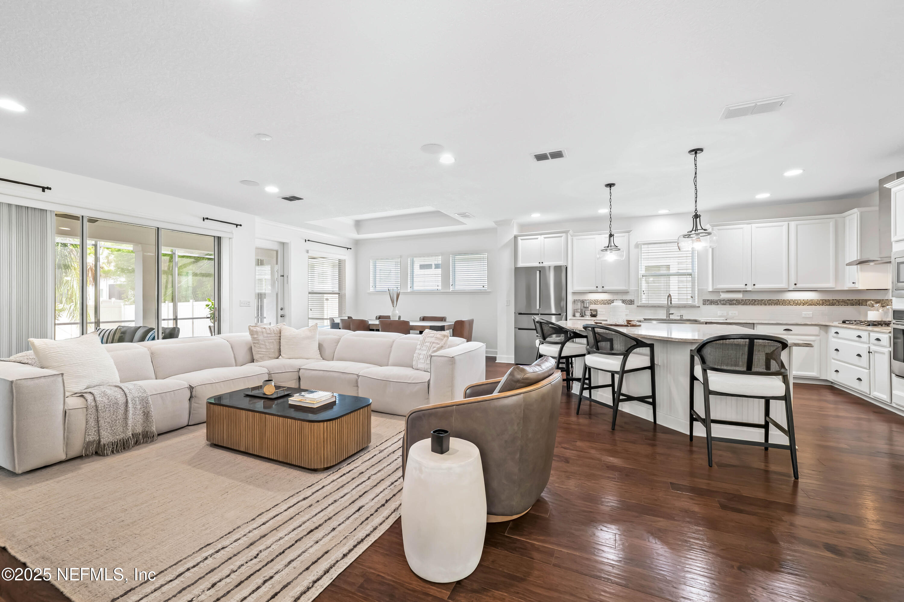 91 PARADISE VALLEY Drive