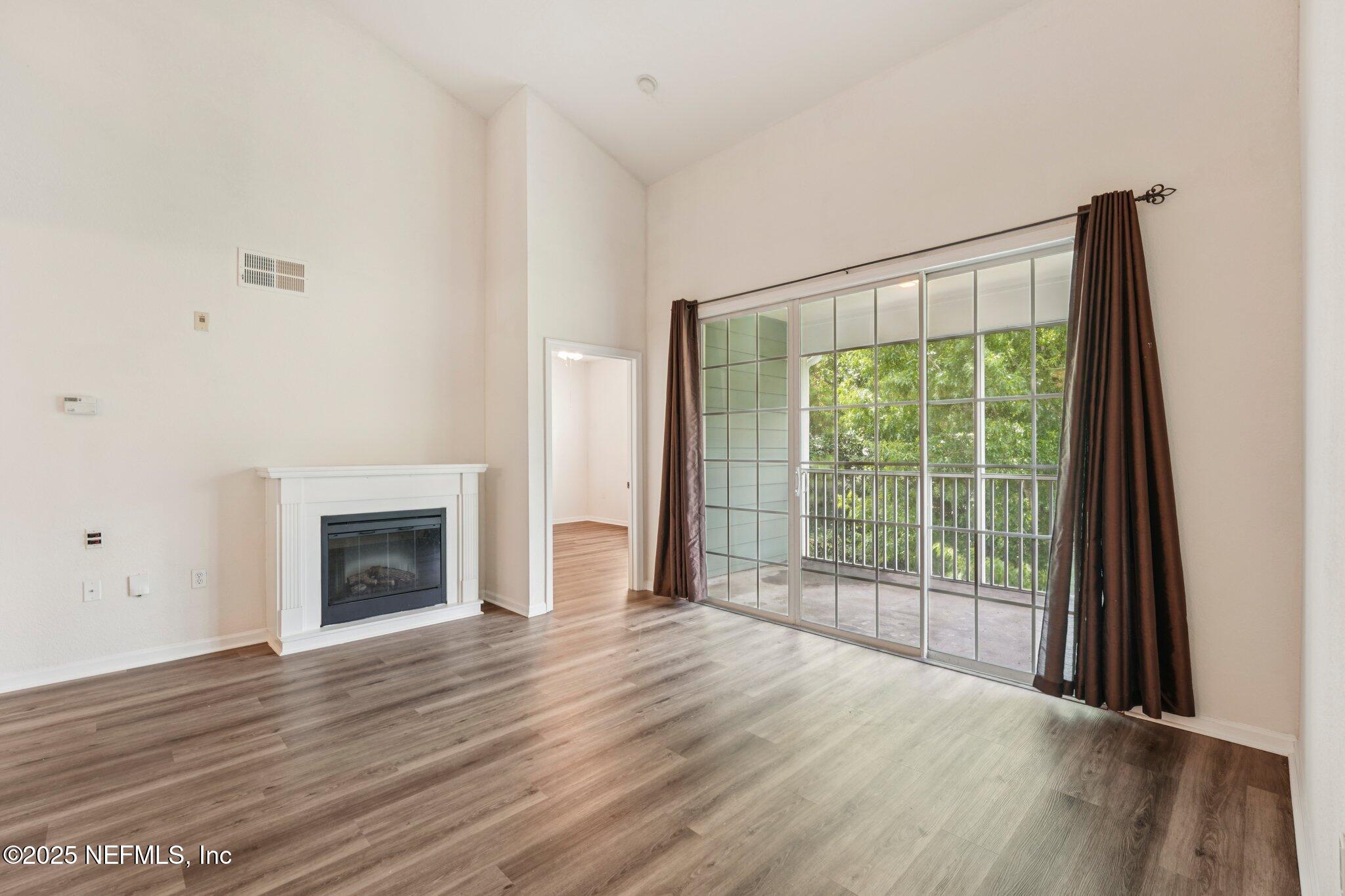 8550 TOUCHTON Road 2038