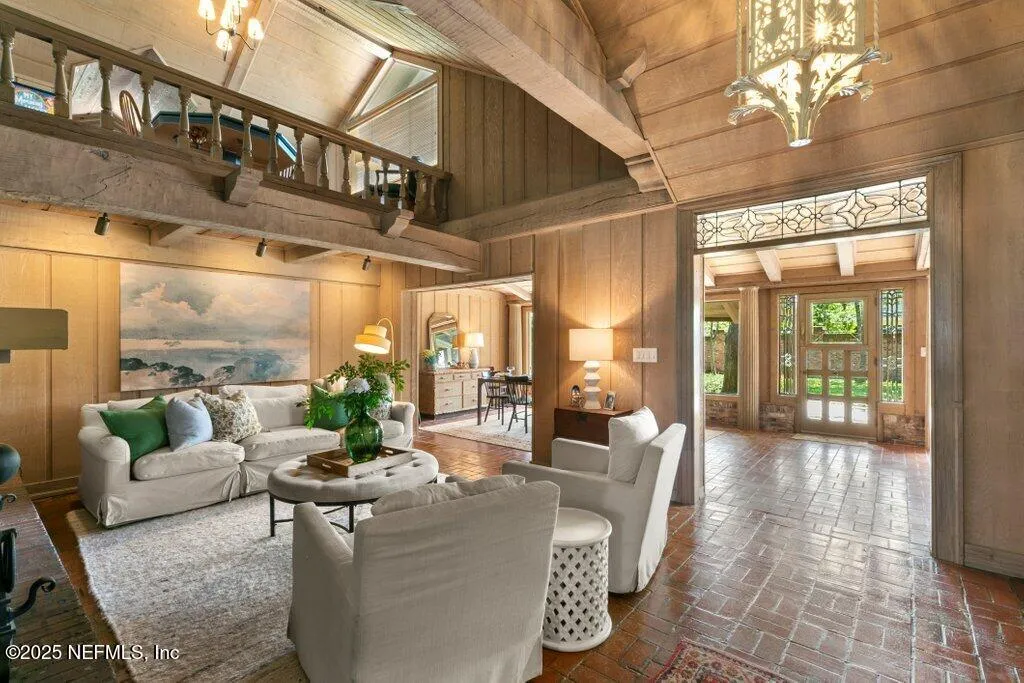 Jacksonville, Florida 32210, United States, 4 Bedrooms Bedrooms, ,5 BathroomsBathrooms,Residential,Pending,99627