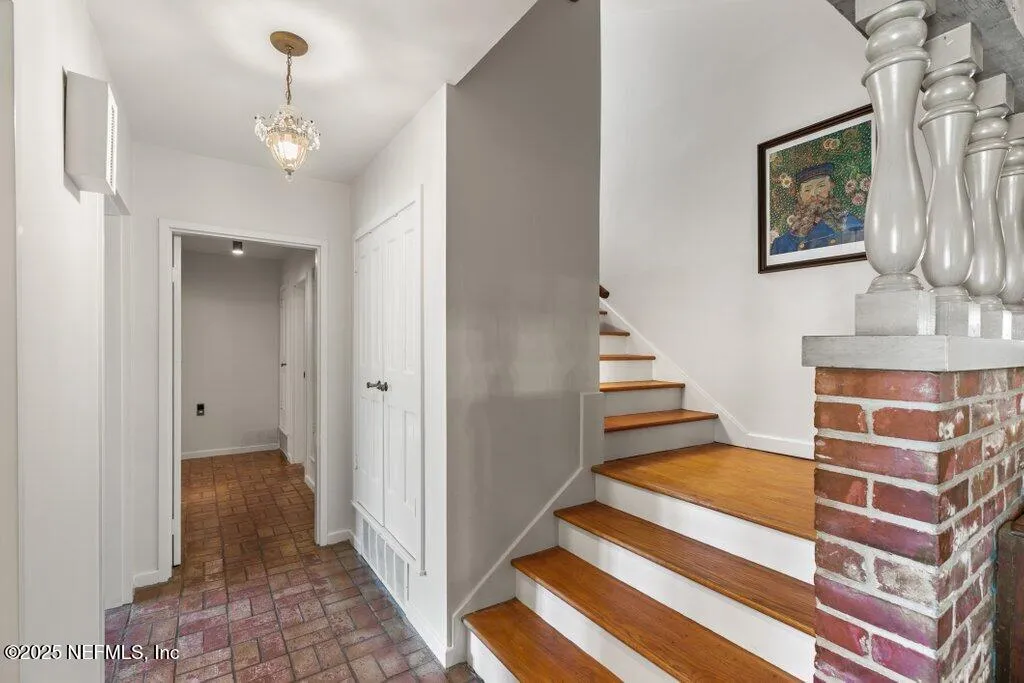 Jacksonville, Florida 32210, United States, 4 Bedrooms Bedrooms, ,5 BathroomsBathrooms,Residential,Pending,99627