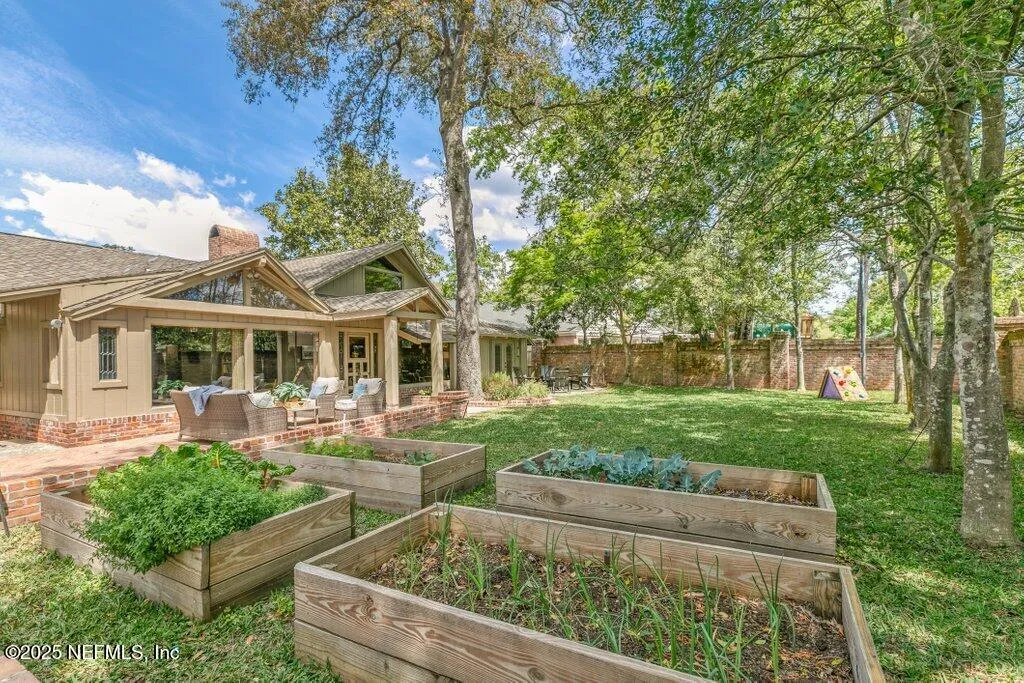 Jacksonville, Florida 32210, United States, 4 Bedrooms Bedrooms, ,5 BathroomsBathrooms,Residential,Pending,99627