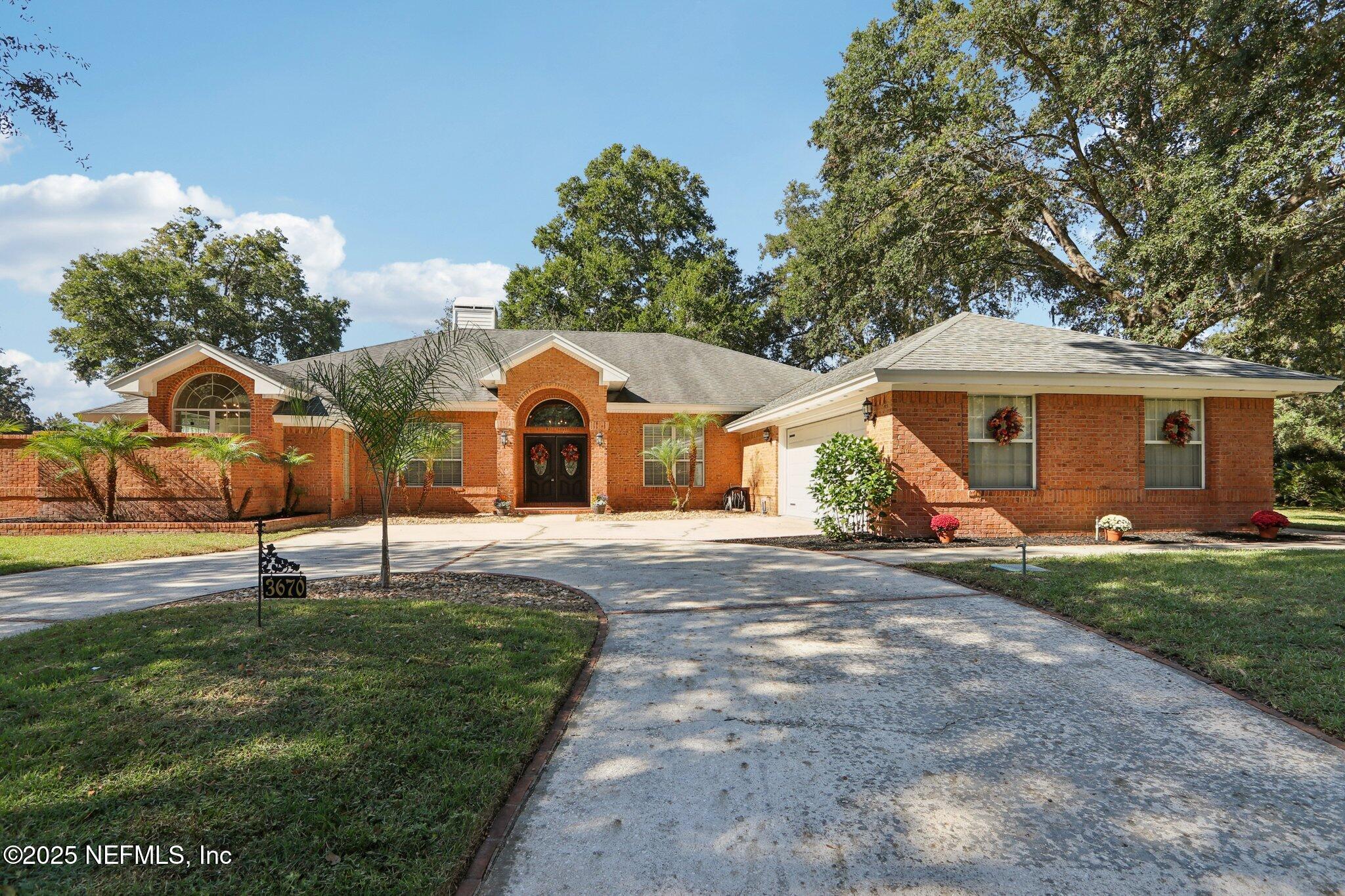 3670 CYPRESS POINT Court