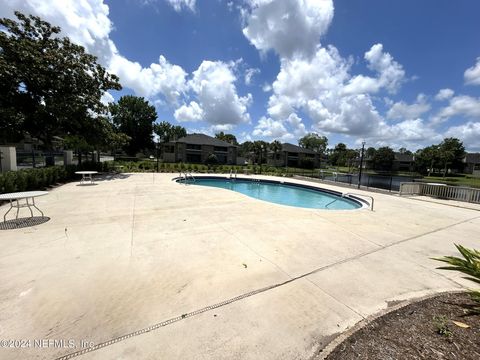 A home in Jacksonville