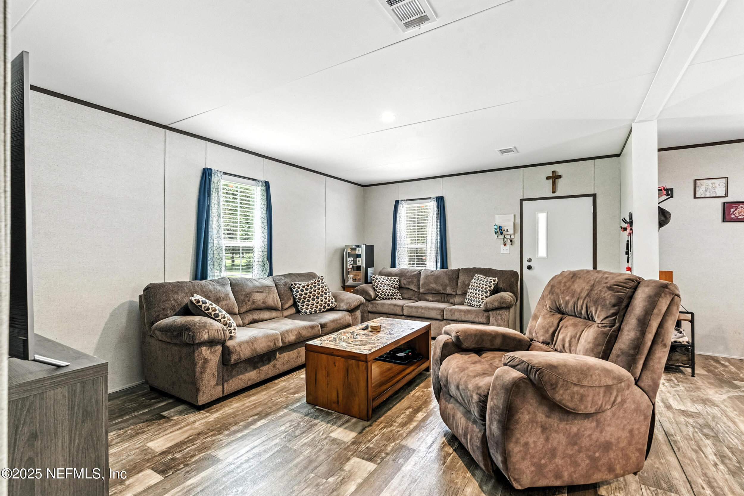 211 KNIGHT BOXX Road