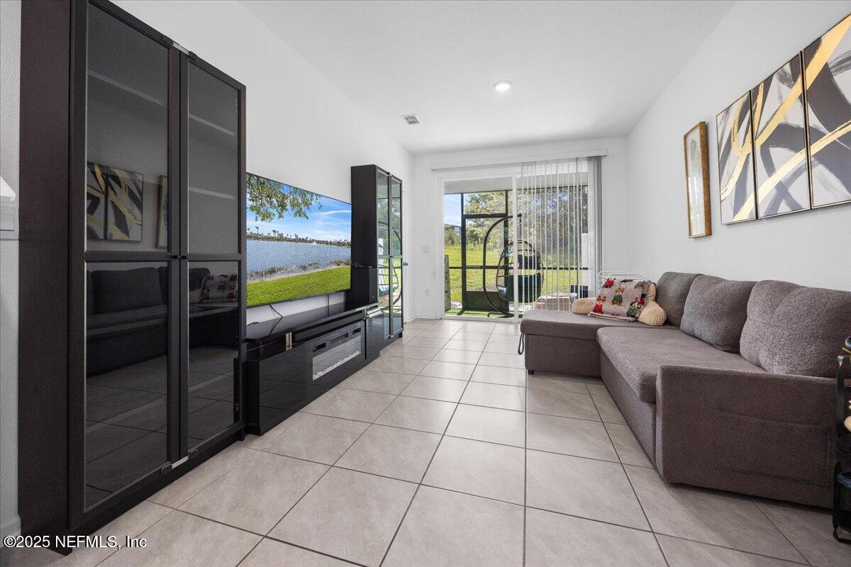 4907 NEBULA Lane
