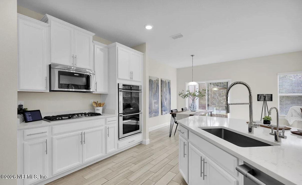 334 CLIFTON BAY Loop