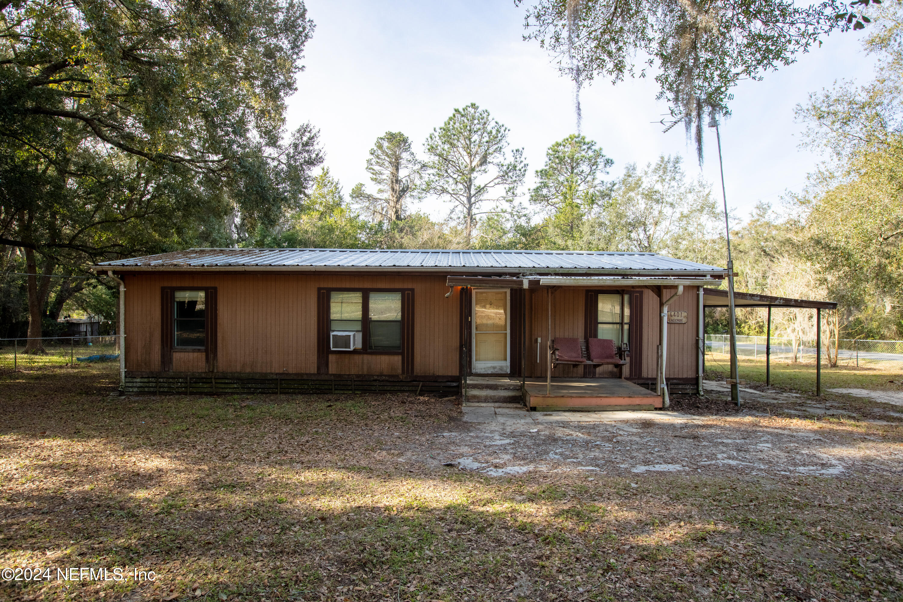 Keystone Heights, FL home for sale located at 6401 CASCADE Drive, Keystone Heights, FL 32656