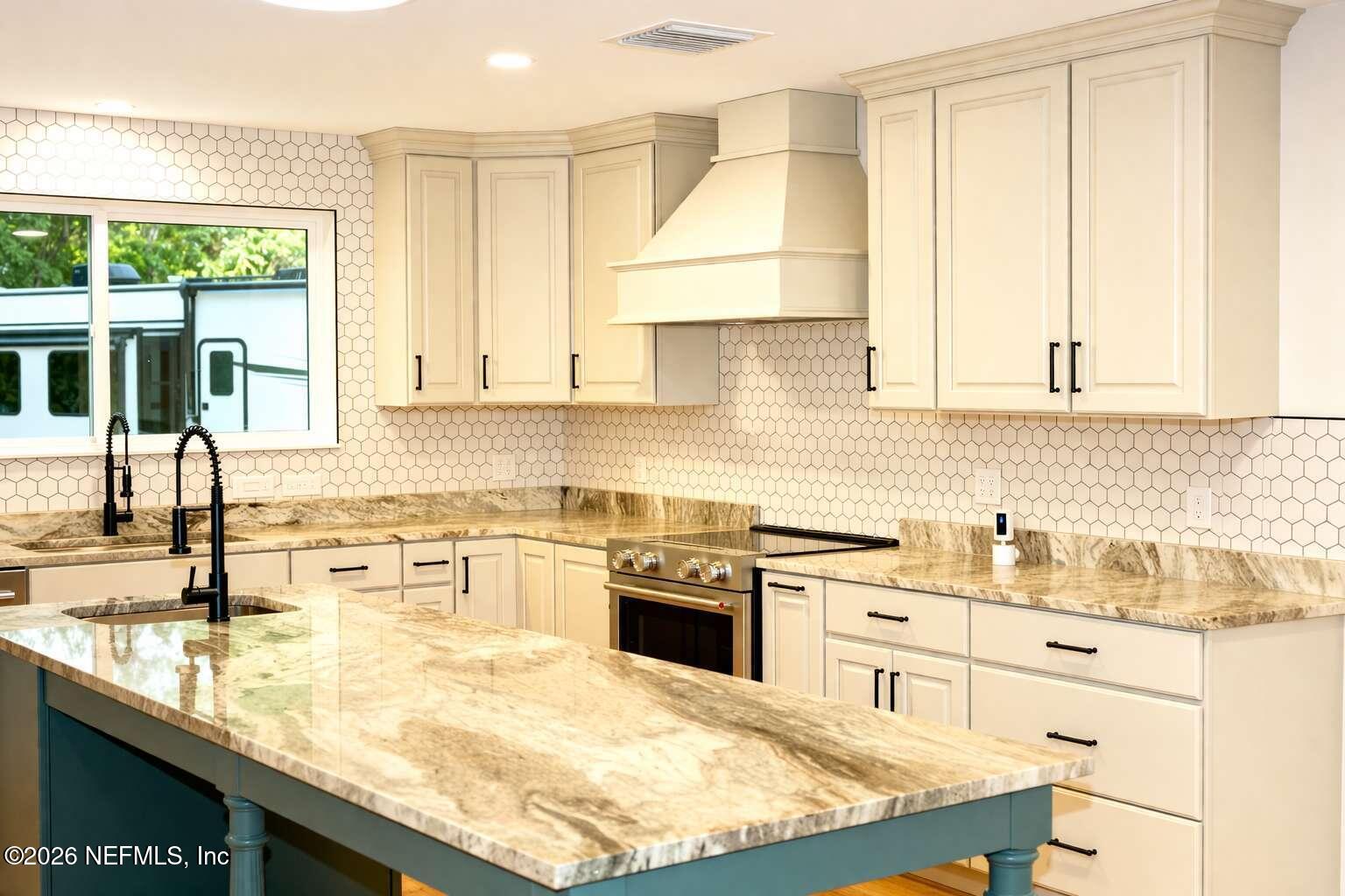 16736 123RD Terrace N