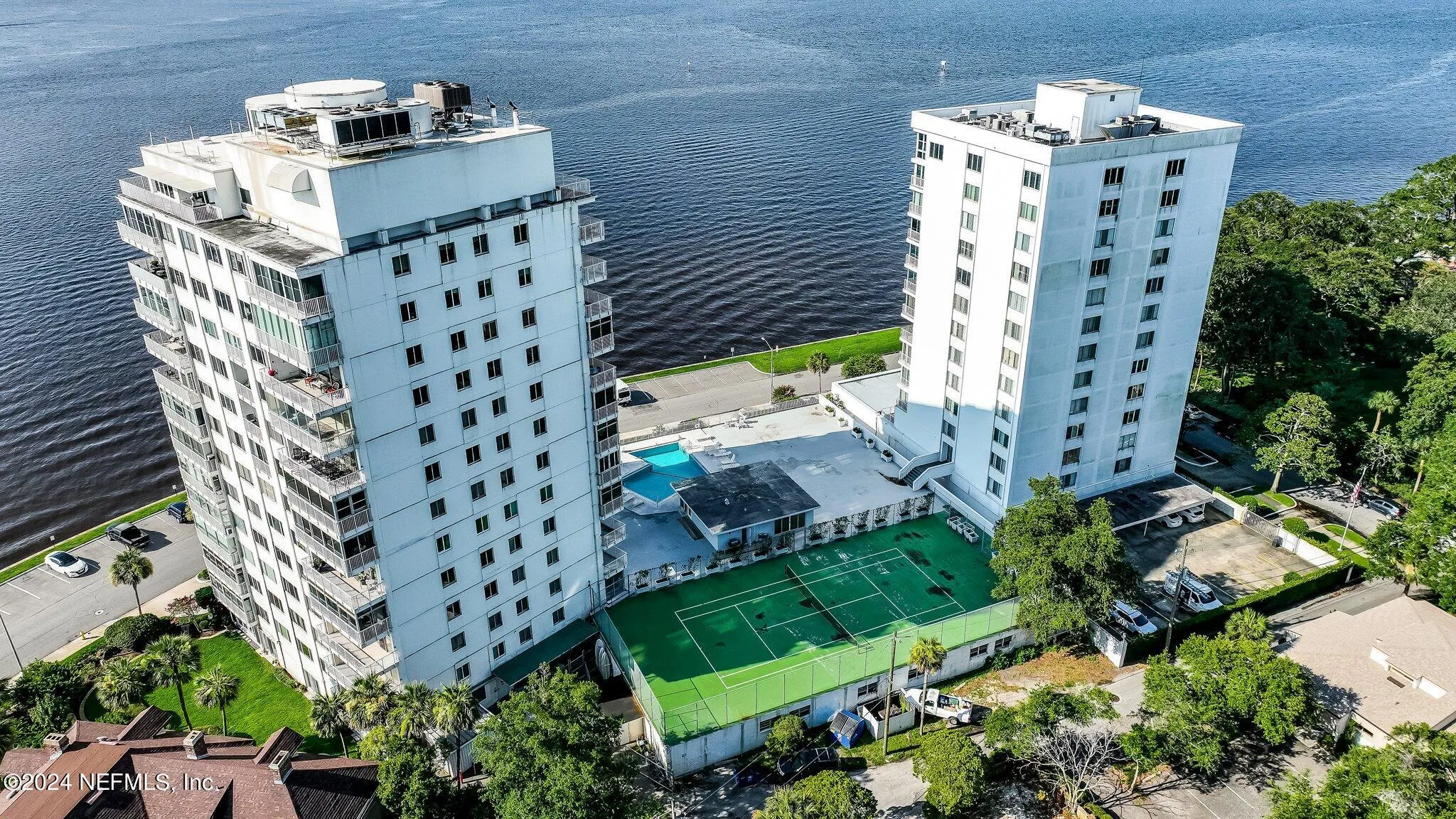 Jacksonville, Florida 32204, United States, 3 Bedrooms Bedrooms, ,3 BathroomsBathrooms,Residential,Pending,44099