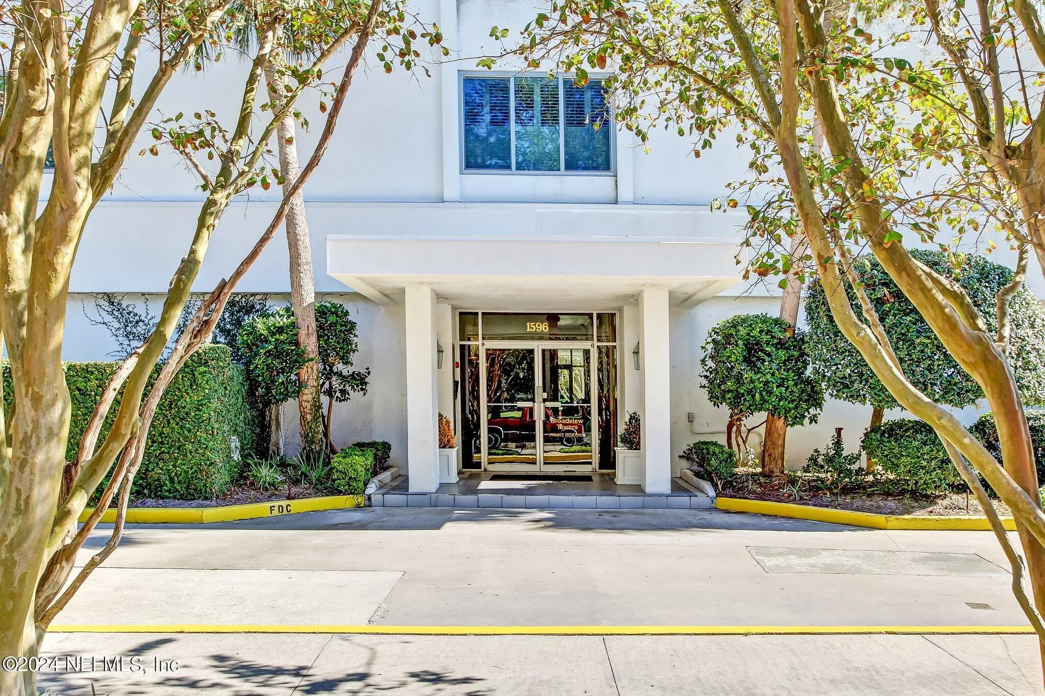 Jacksonville, Florida 32204, United States, 3 Bedrooms Bedrooms, ,3 BathroomsBathrooms,Residential,Pending,44099