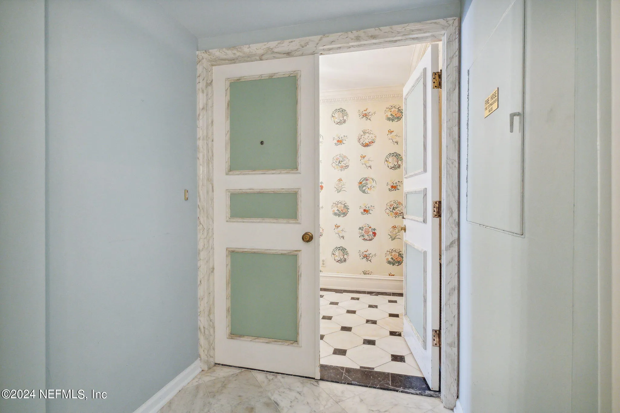 Jacksonville, Florida 32204, United States, 3 Bedrooms Bedrooms, ,3 BathroomsBathrooms,Residential,Pending,44099