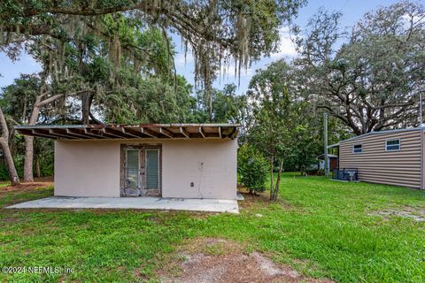 A home in Palatka