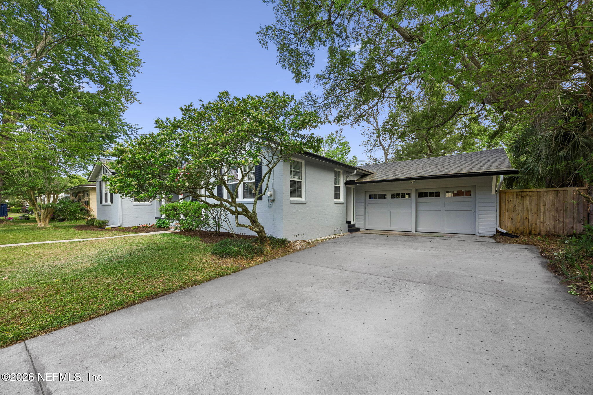 4338 GARIBALDI Avenue