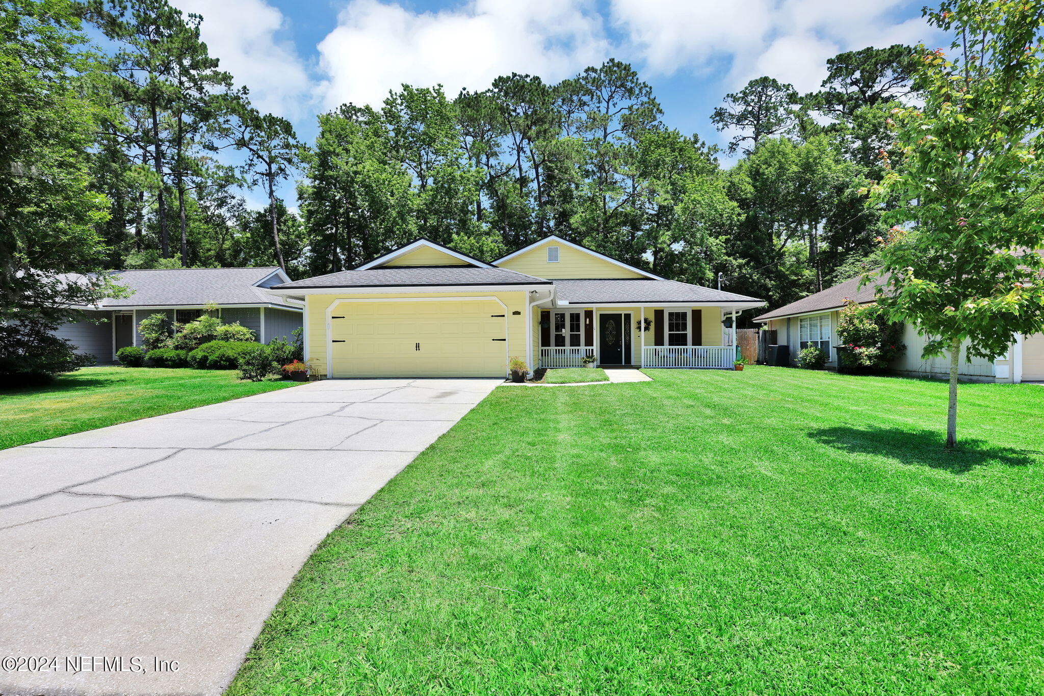 Jacksonville, FL home for sale located at 11567 St Josephs Road, Jacksonville, FL 32223