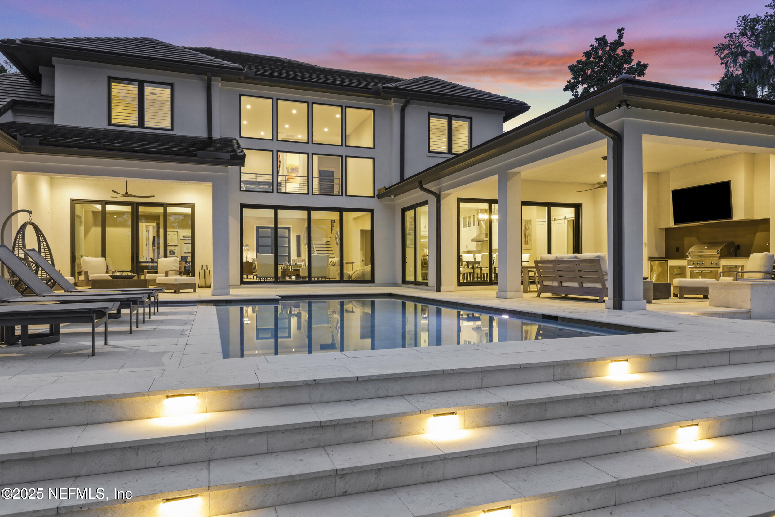 737 SHIPWATCH Drive E
