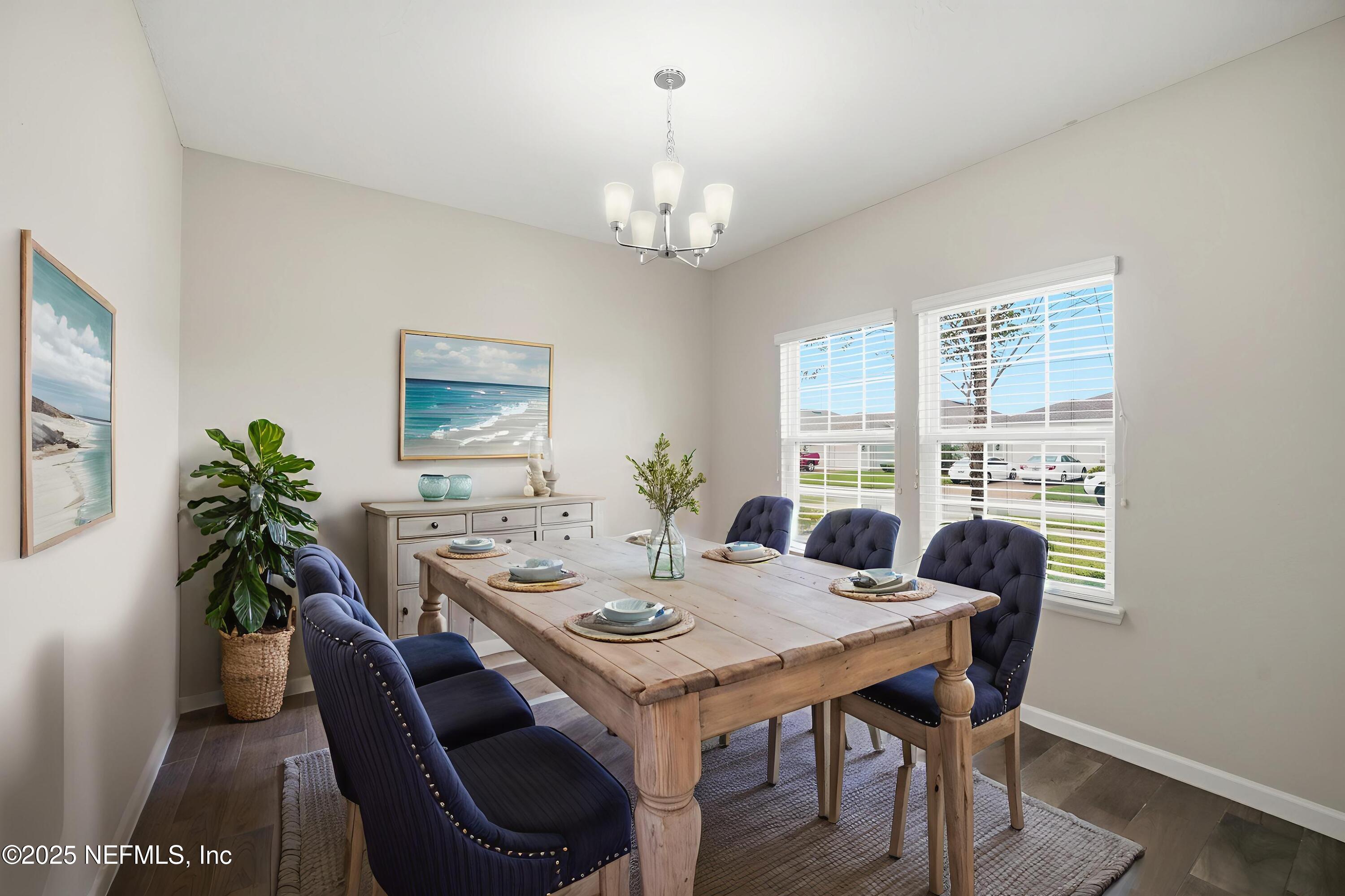 1118 SILVER KING Road