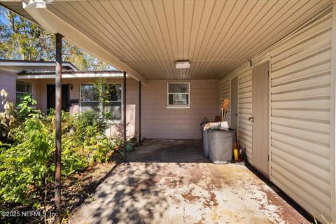 A home in Jacksonville