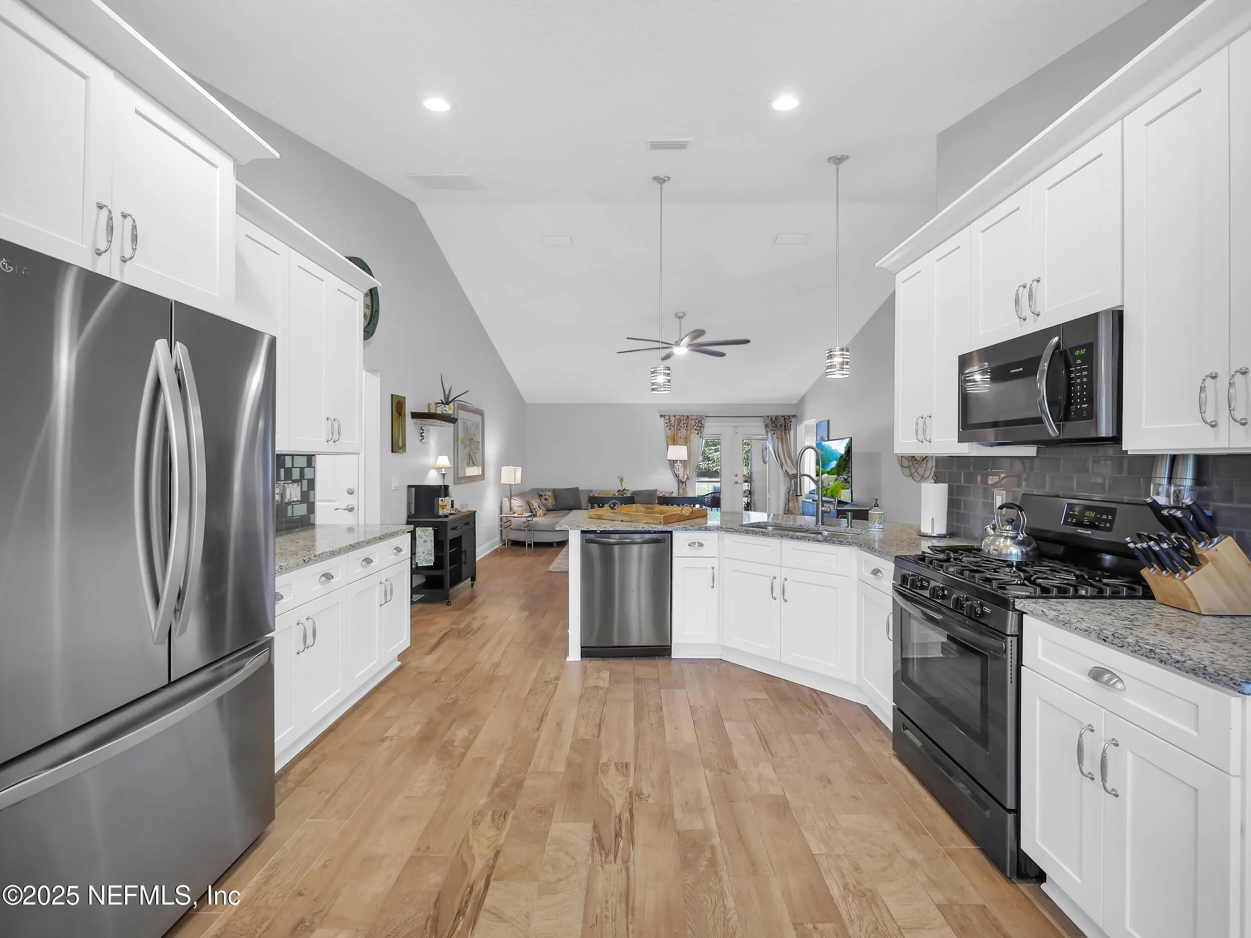 Interlachen, Florida, 32148, United States, 3 Bedrooms Bedrooms, ,2 BathroomsBathrooms,Residential,Active,1820861