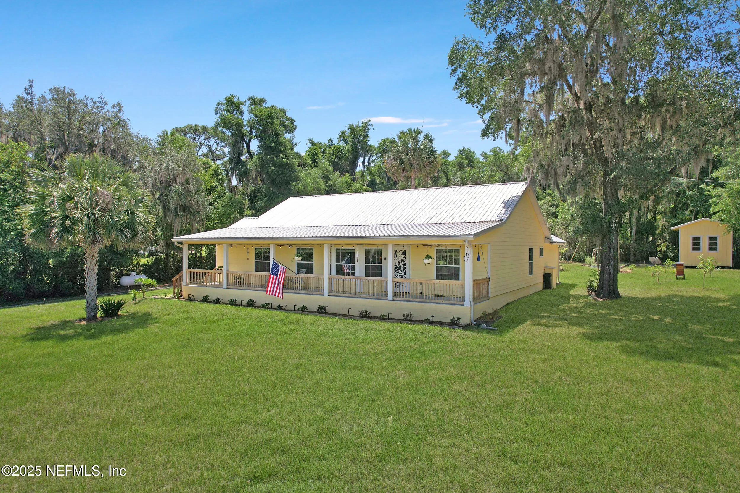 Interlachen, Florida, 32148, United States, 3 Bedrooms Bedrooms, ,2 BathroomsBathrooms,Residential,Active,1820861