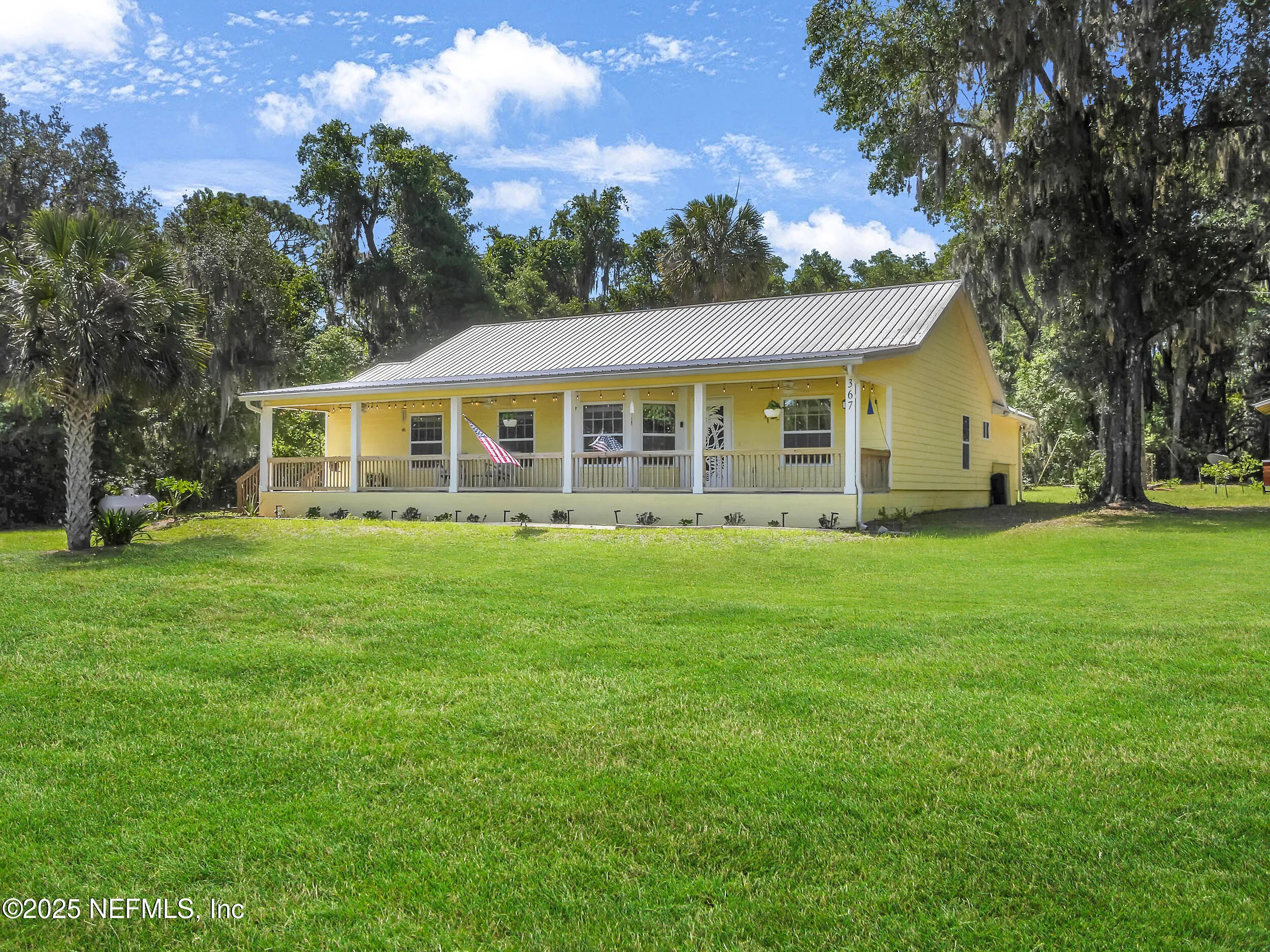 Interlachen, Florida, 32148, United States, 3 Bedrooms Bedrooms, ,2 BathroomsBathrooms,Residential,Active,1820861