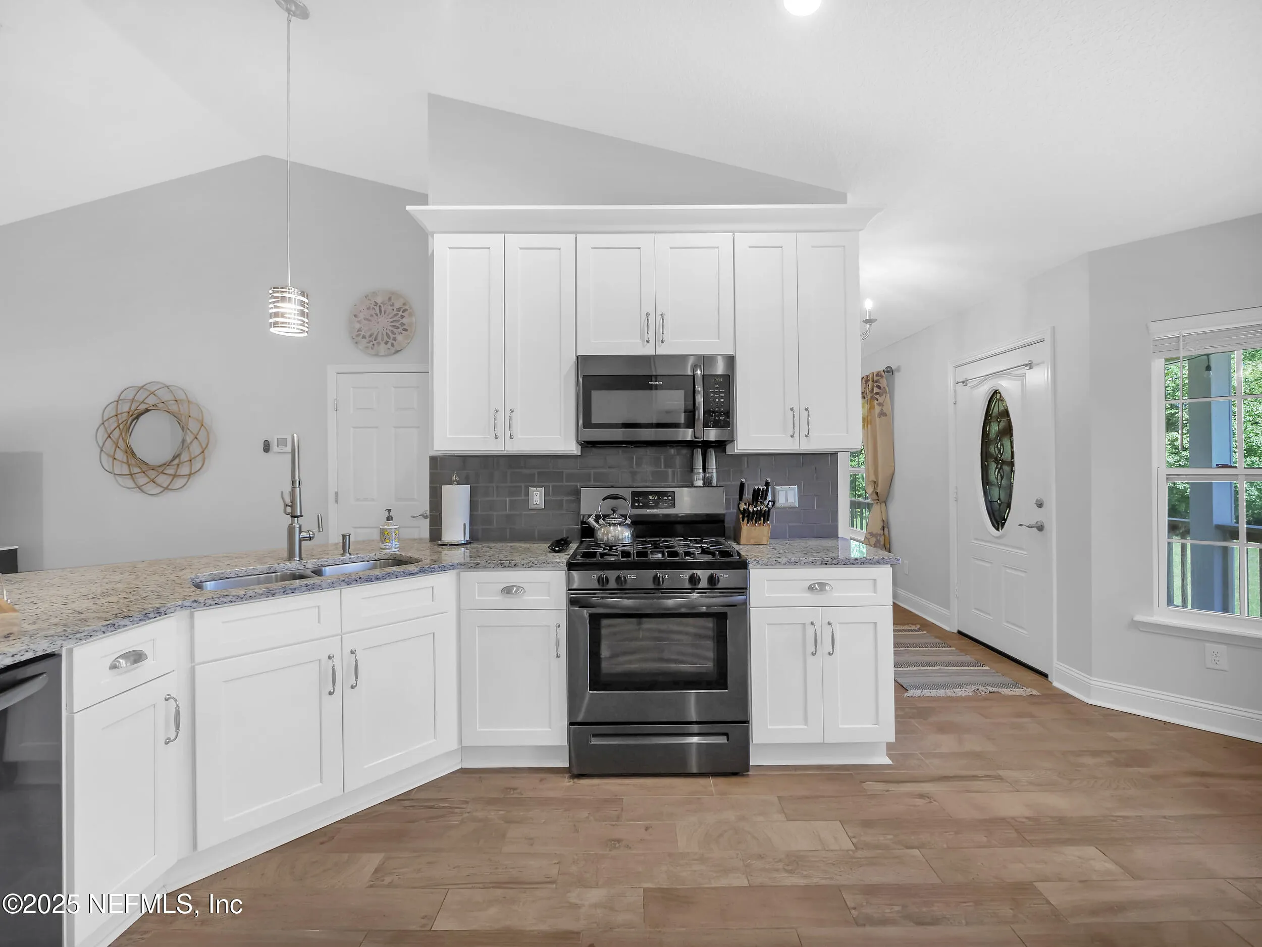 Interlachen, Florida, 32148, United States, 3 Bedrooms Bedrooms, ,2 BathroomsBathrooms,Residential,Active,1820861