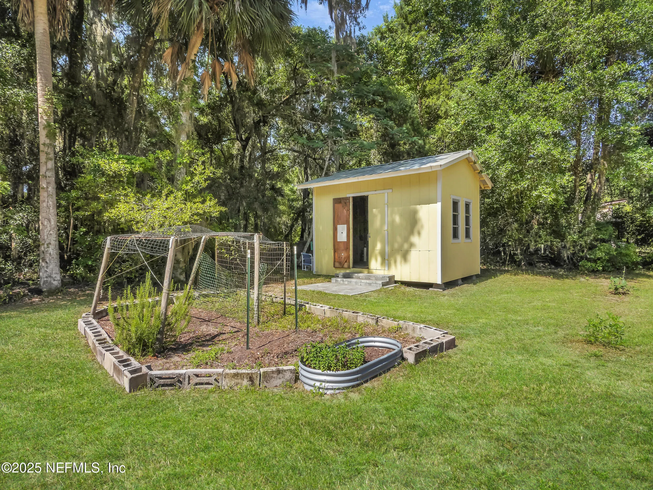 Interlachen, Florida, 32148, United States, 3 Bedrooms Bedrooms, ,2 BathroomsBathrooms,Residential,Active,1820861