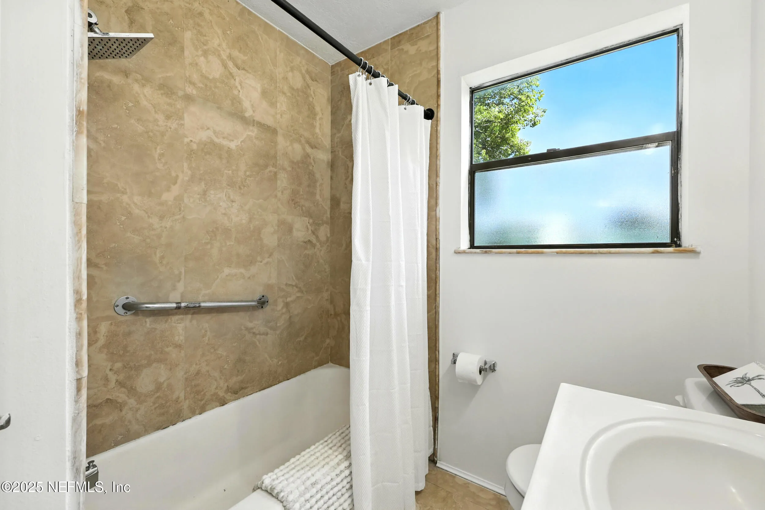 Jacksonville, Florida 32216, United States, 3 Bedrooms Bedrooms, ,1 BathroomBathrooms,Residential,Active,173262