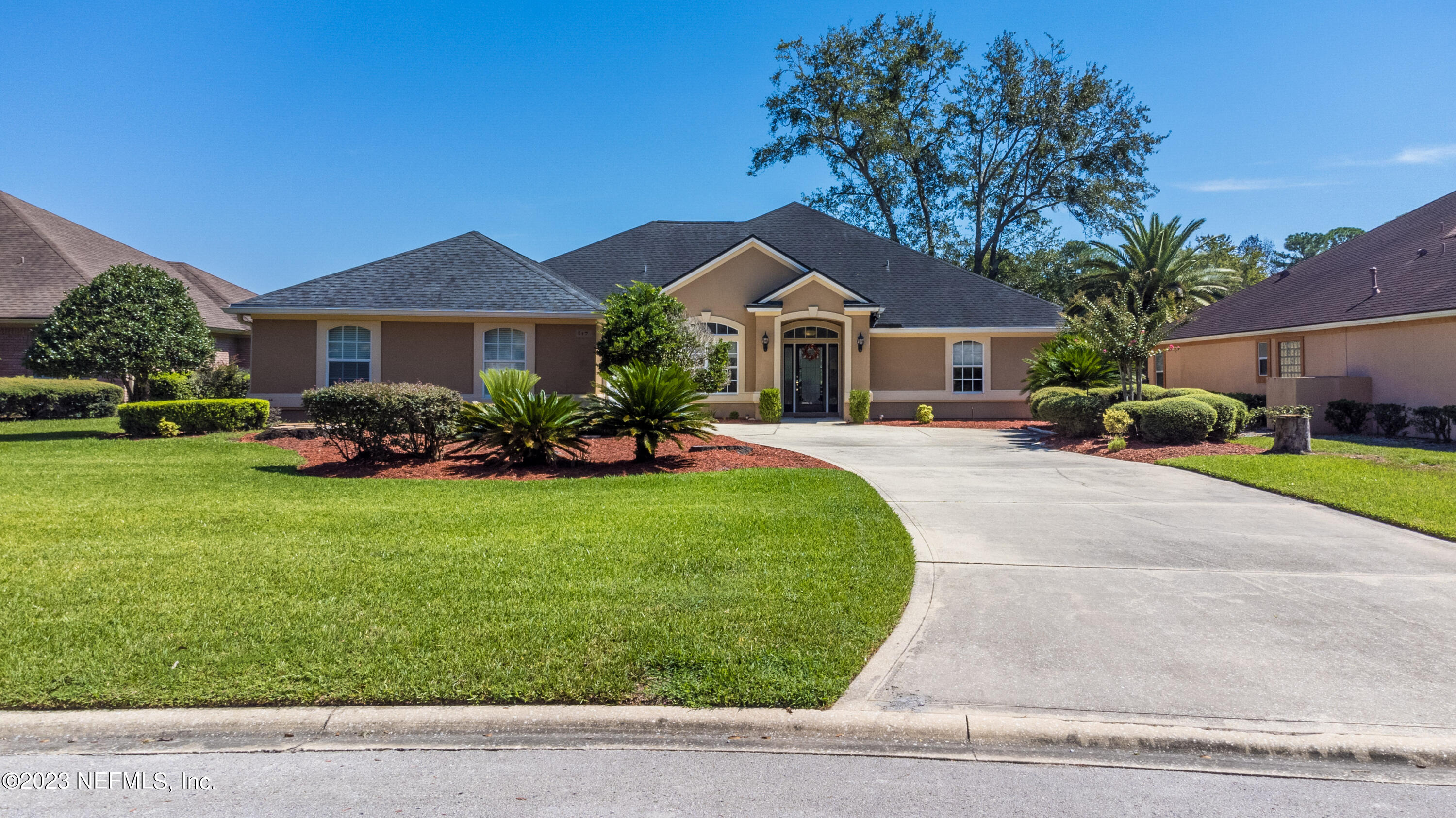 ORANGE PARK, FL home for sale located at 517 BERKSHIRE CT, ORANGE PARK, FL 32073