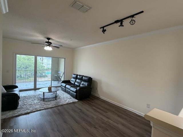 8290 GATE Parkway W 135