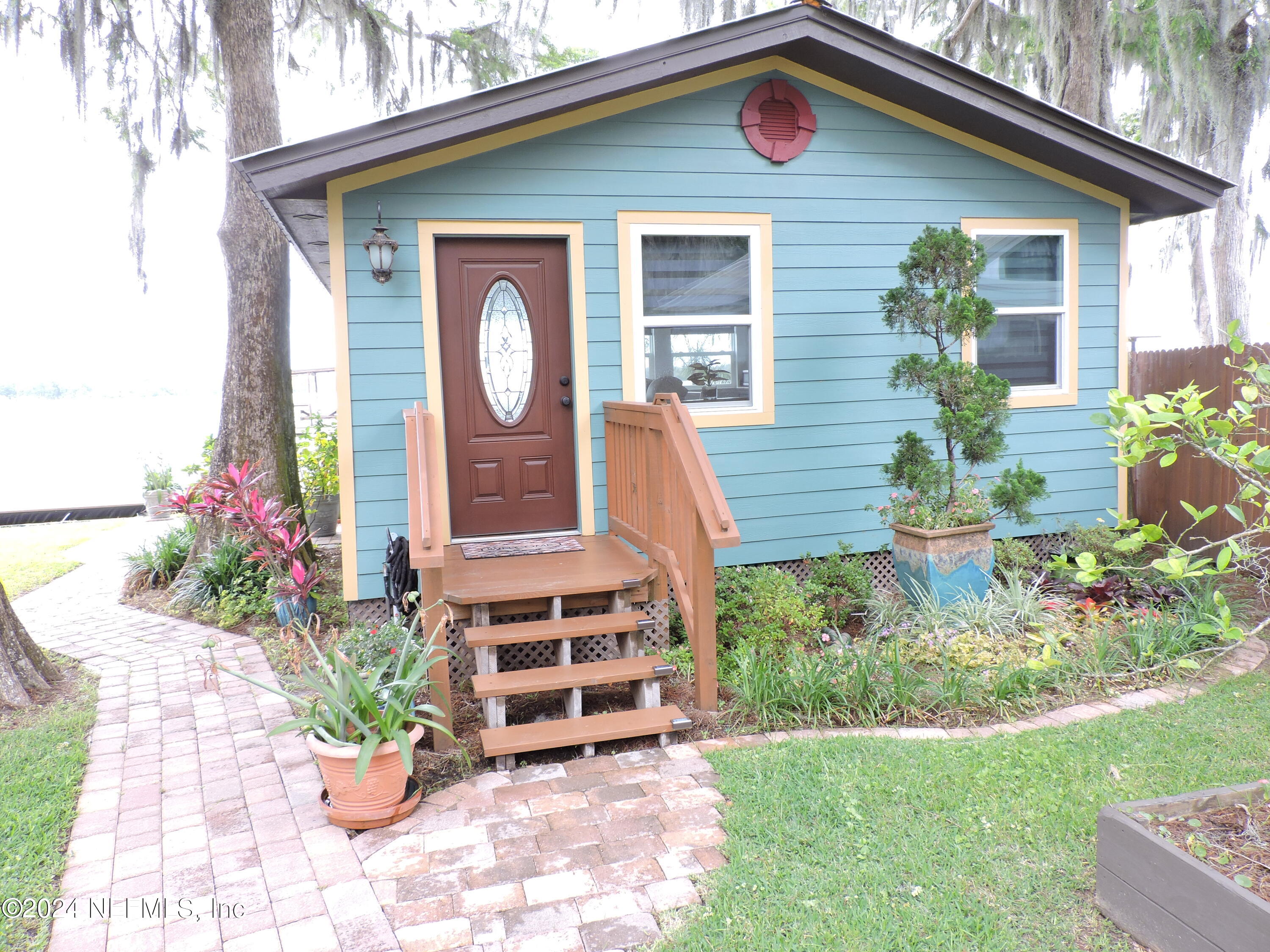 8580-C PALMO FISH CAMP Road C