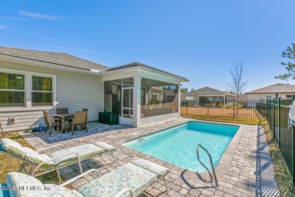 75523 CLOVERWOOD Court