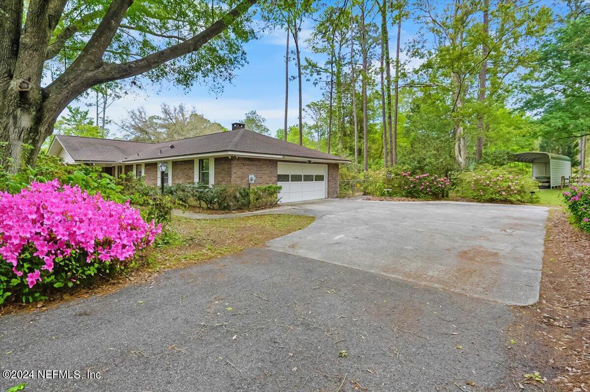 Middleburg, FL home for sale located at 4260 Saddlehorn Trail, Middleburg, FL 32068