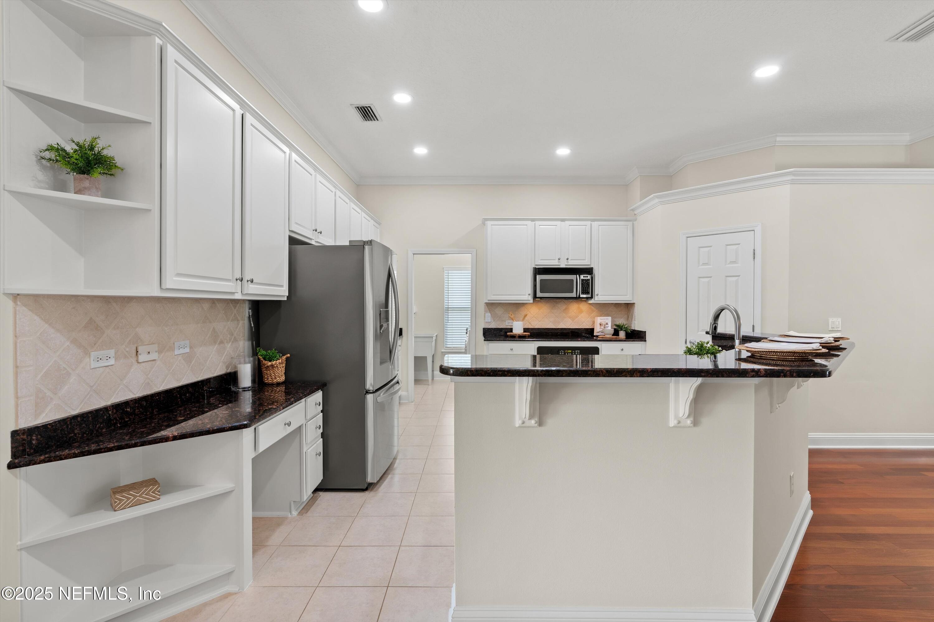10096 ECTON Lane