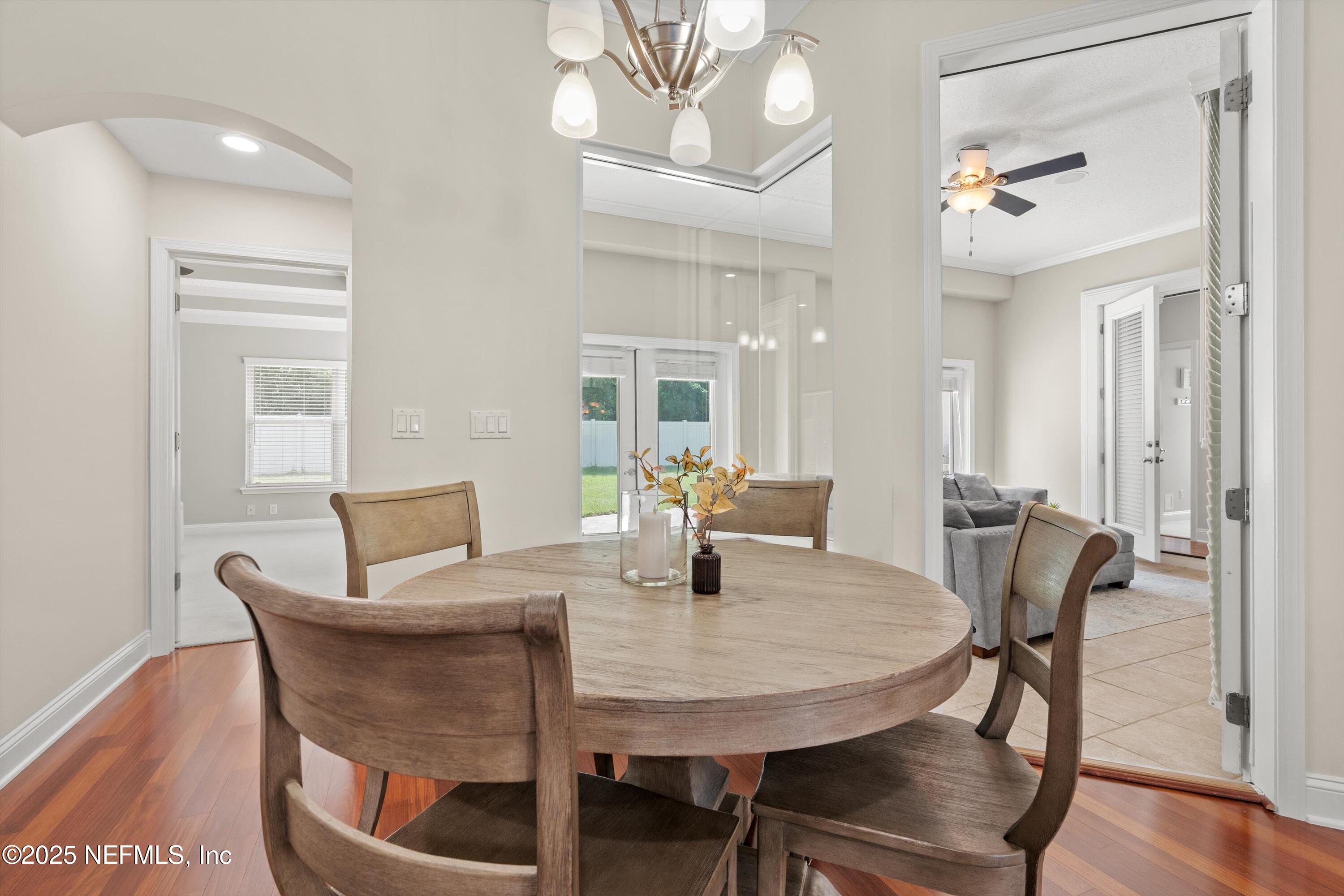 10096 ECTON Lane