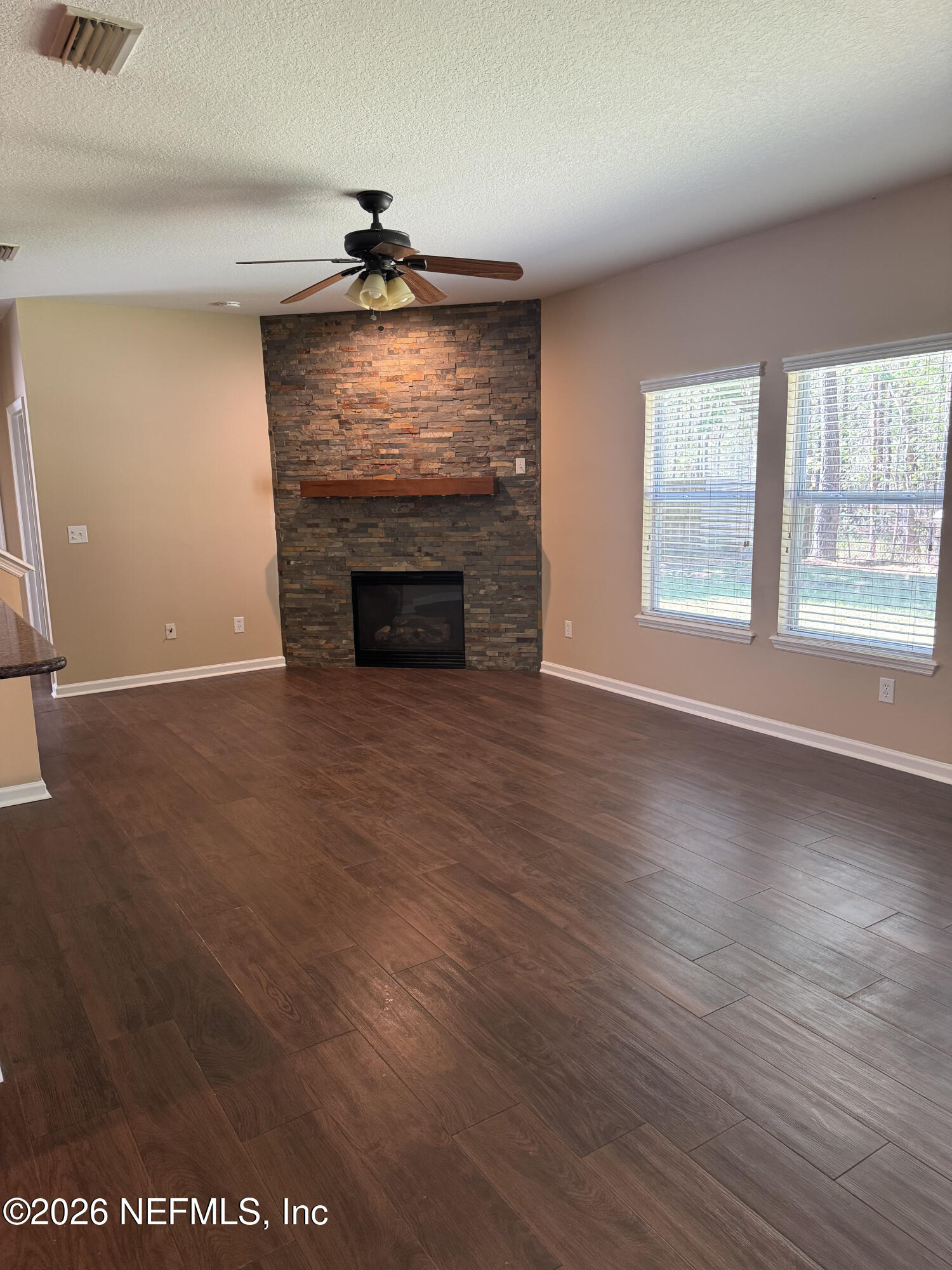 1335 IVYHEDGE Avenue