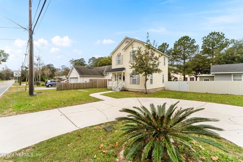 A home in Jacksonville