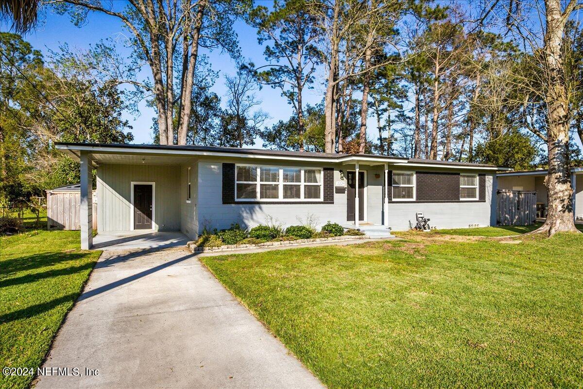 Jacksonville, FL home for sale located at 2229 HIRSCH Avenue, Jacksonville, FL 32216