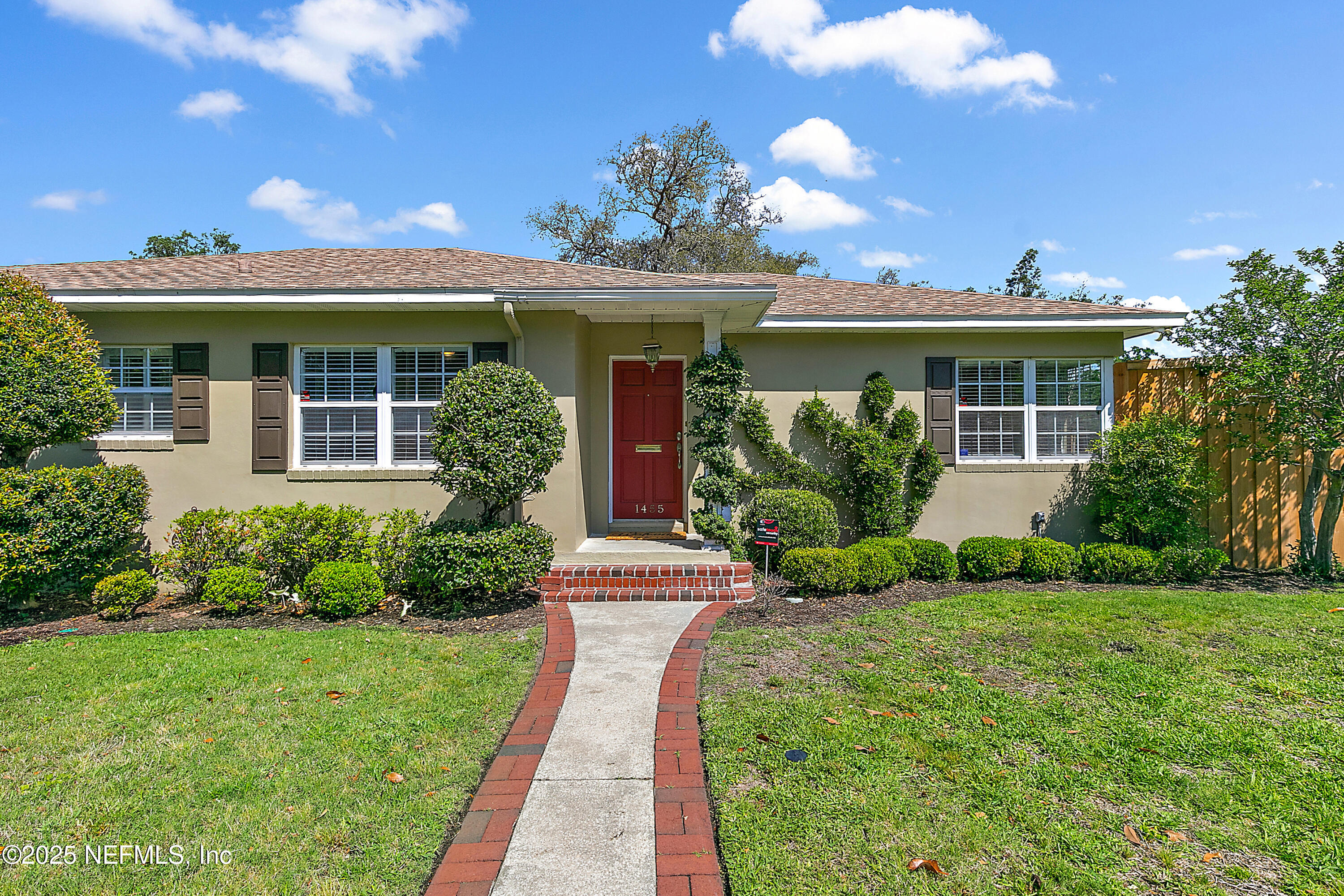 1455 RIVERBIRCH Lane