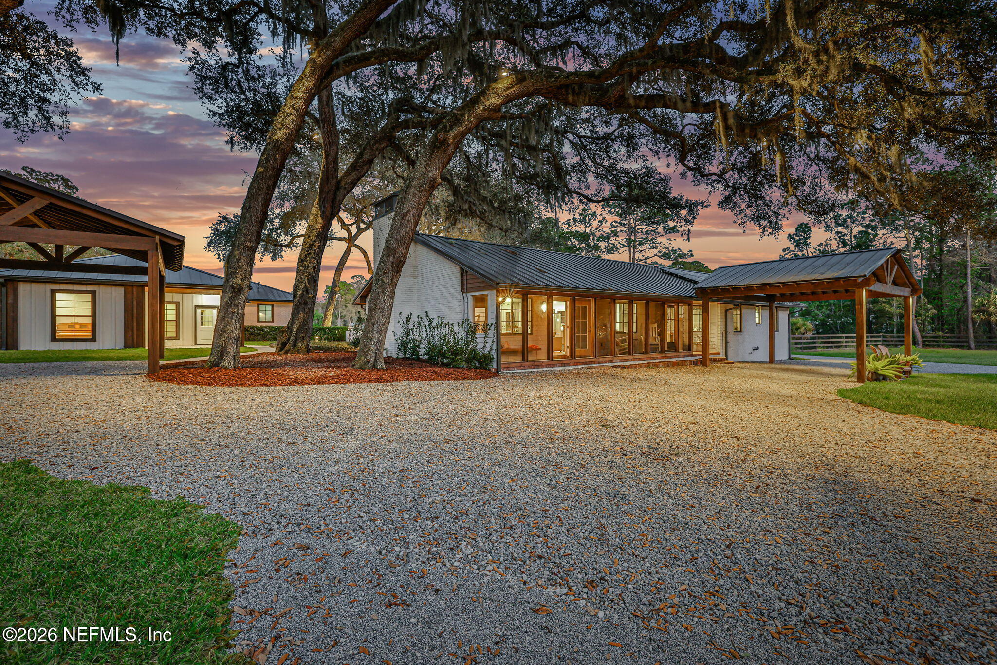 532 MOONSHINE Drive