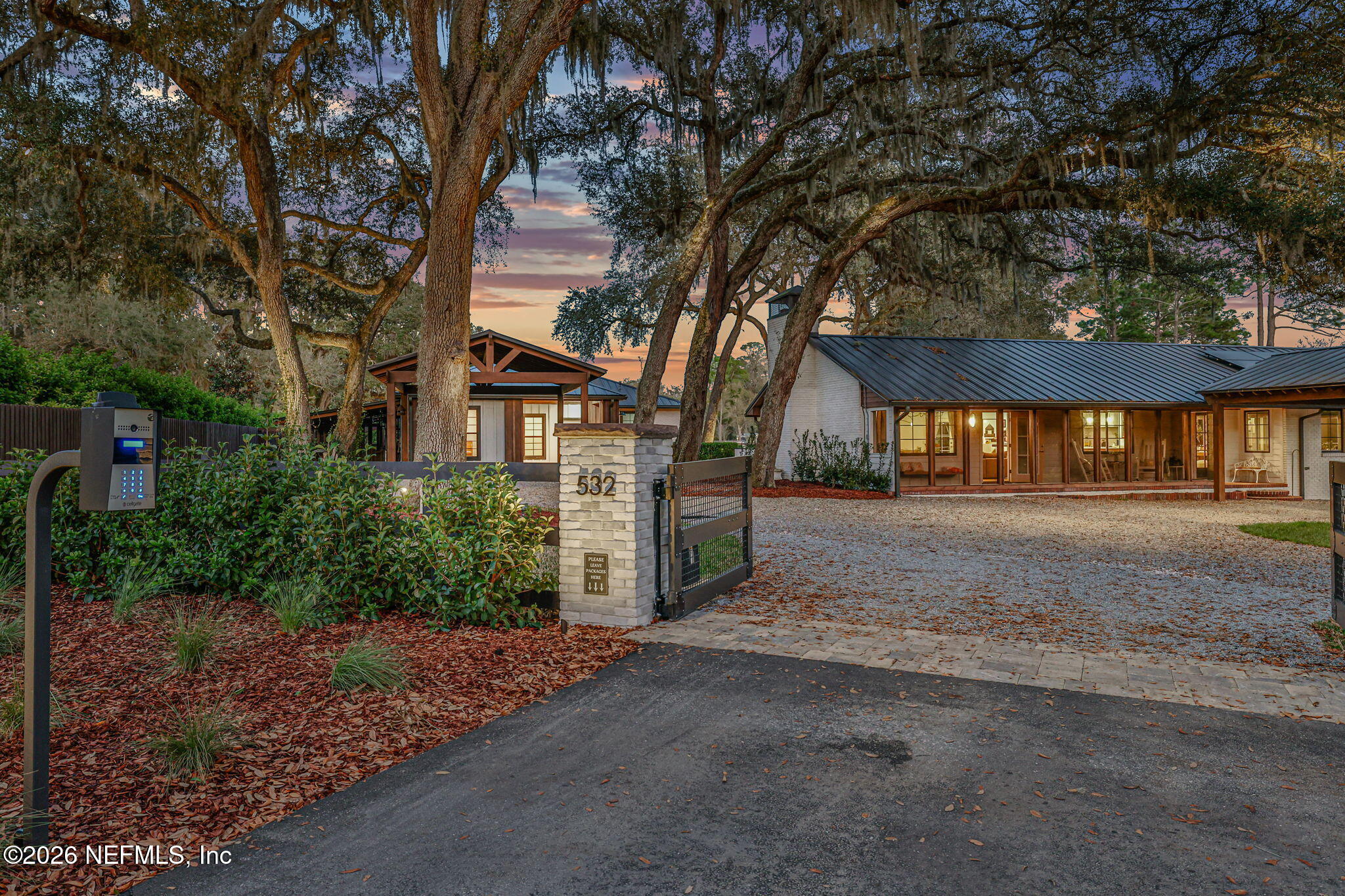 532 MOONSHINE Drive