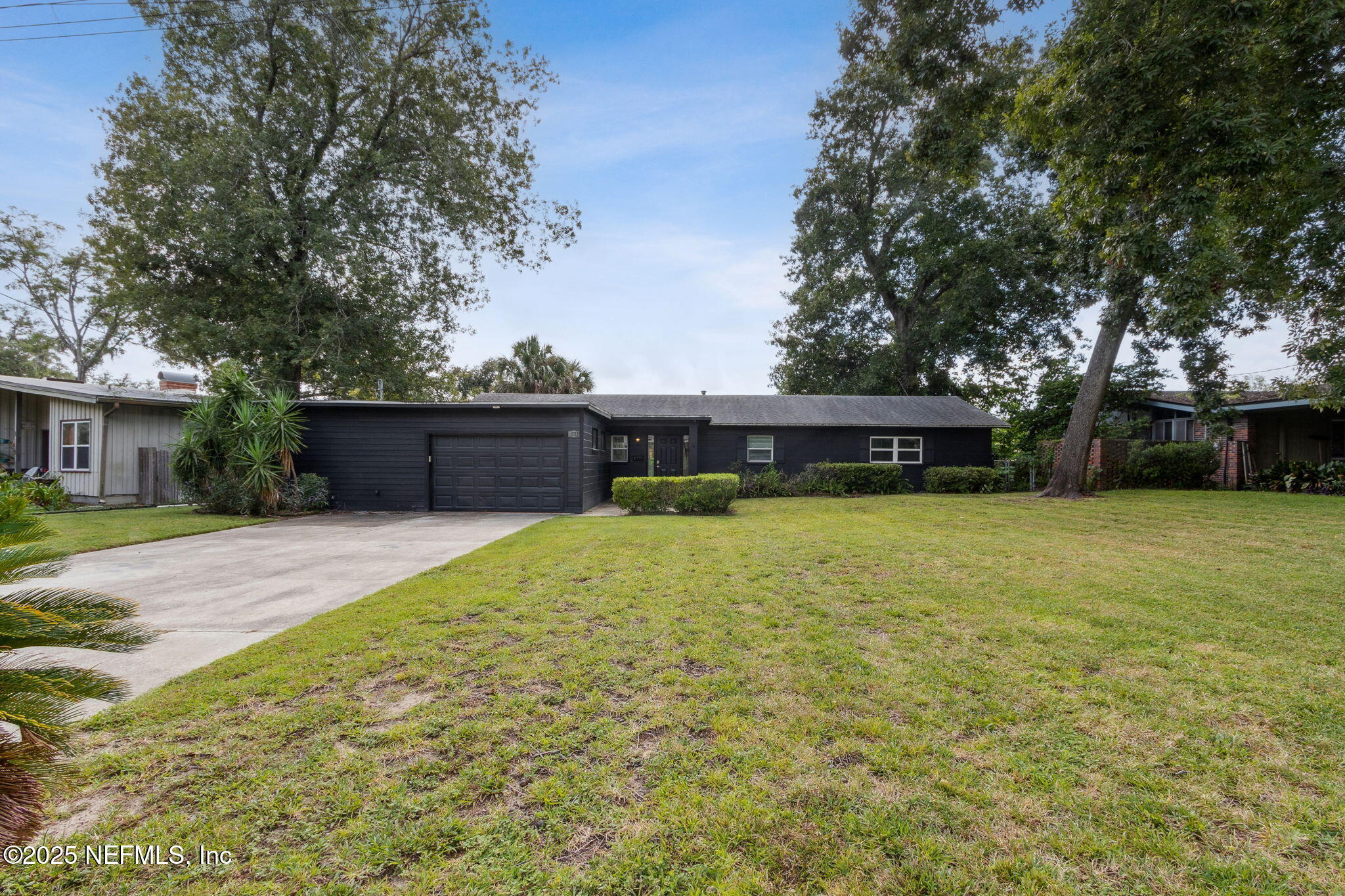 704 SEABROOK COVE Road