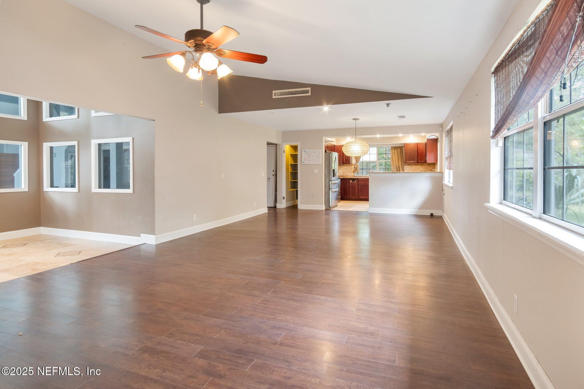 3057 BRIDLEWOOD Lane