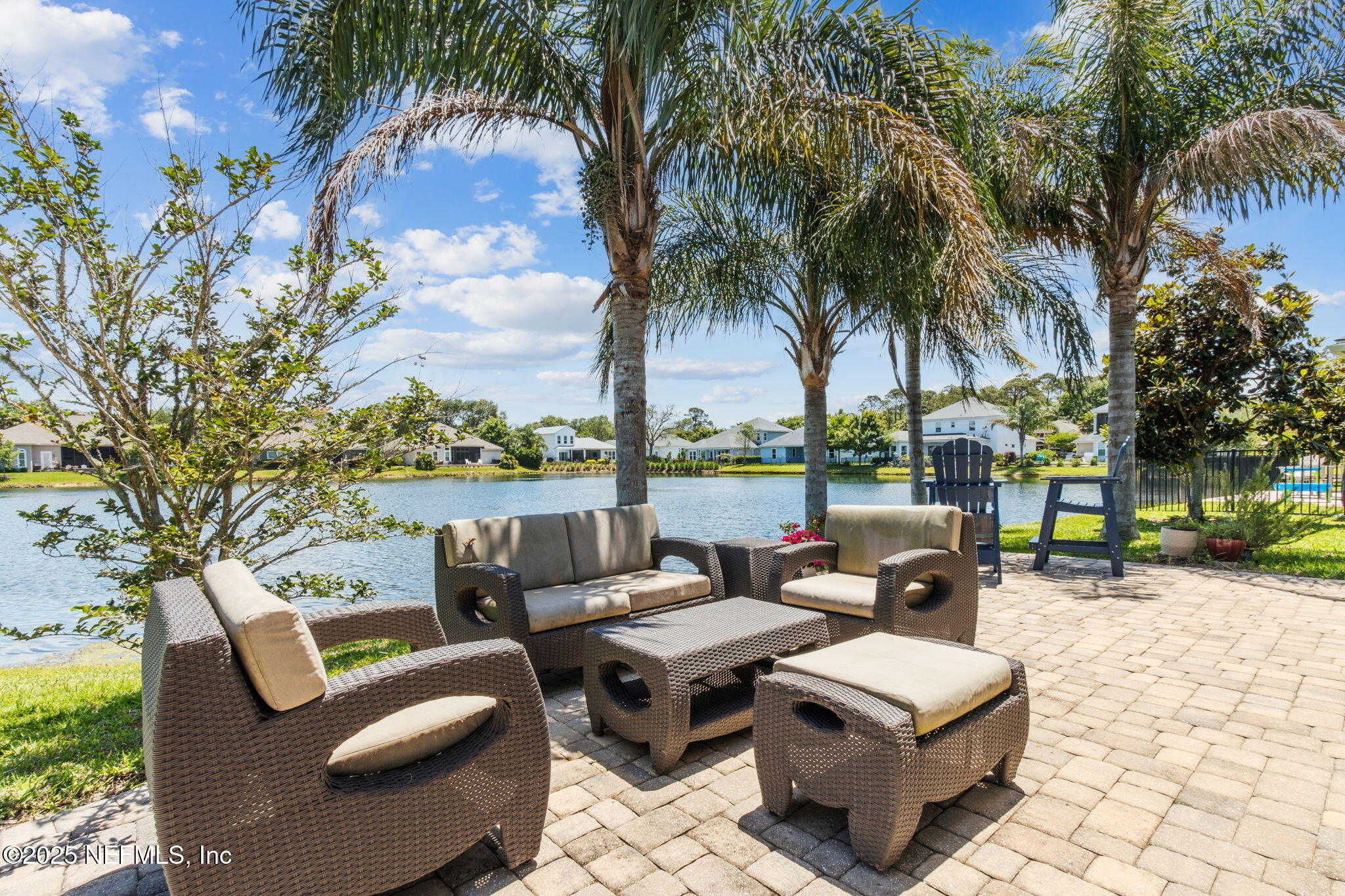 96025 SEA BREEZE Way