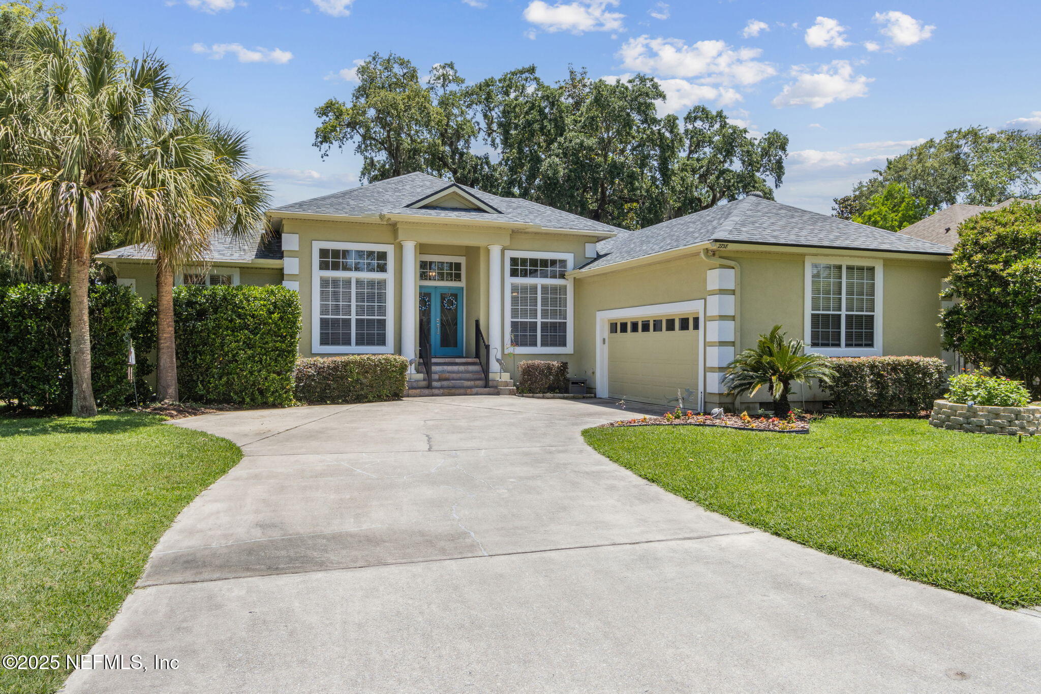 2738 SEA GROVE Lane