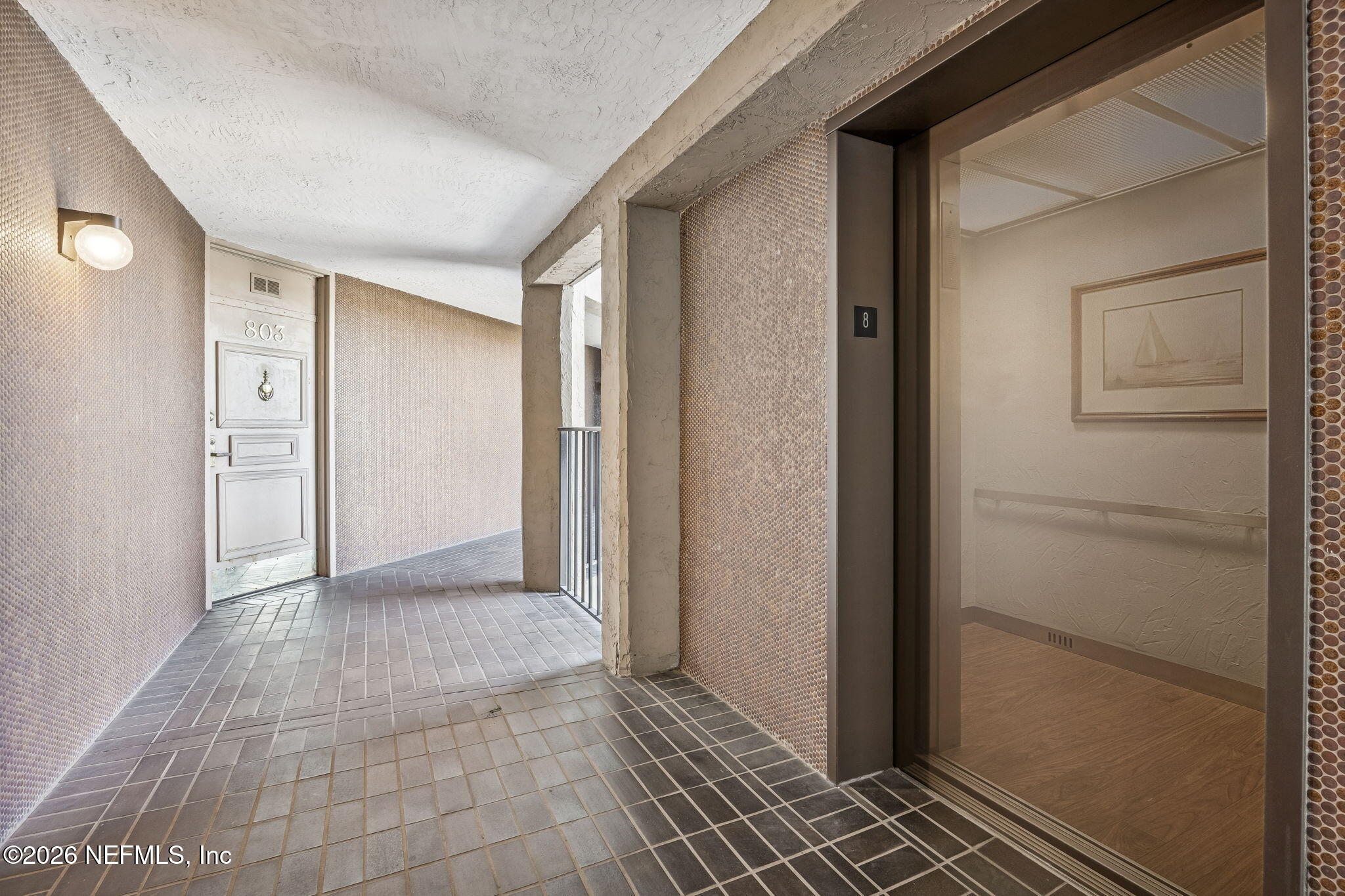 4401 LAKESIDE Drive 804