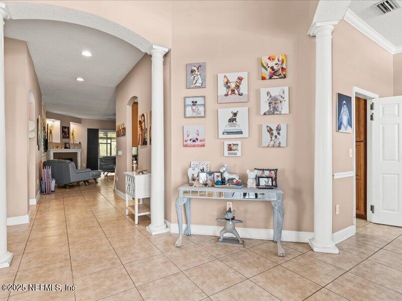 2336 LINKS Drive